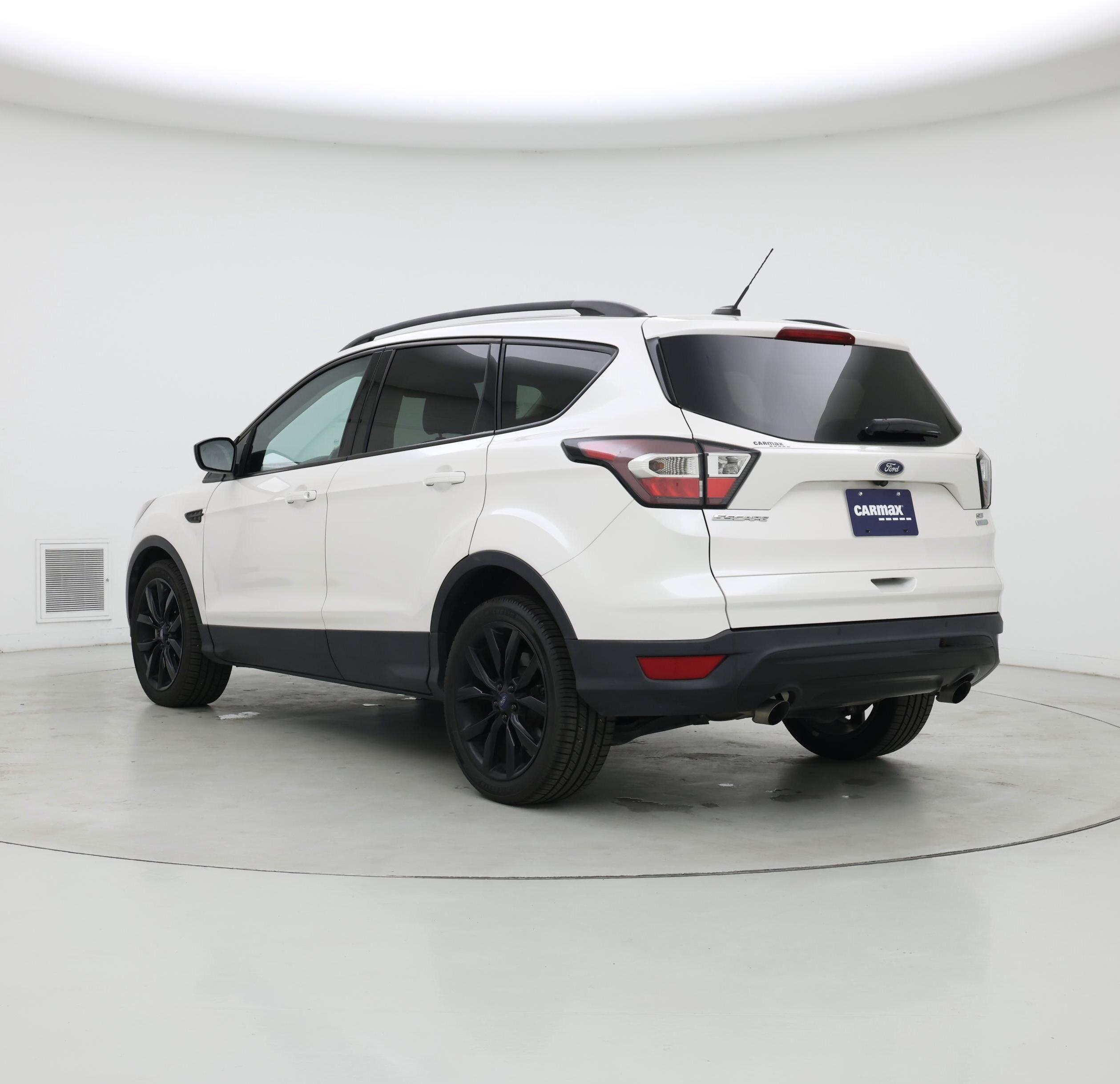 Thumbnail: 2017 Ford Escape - 2