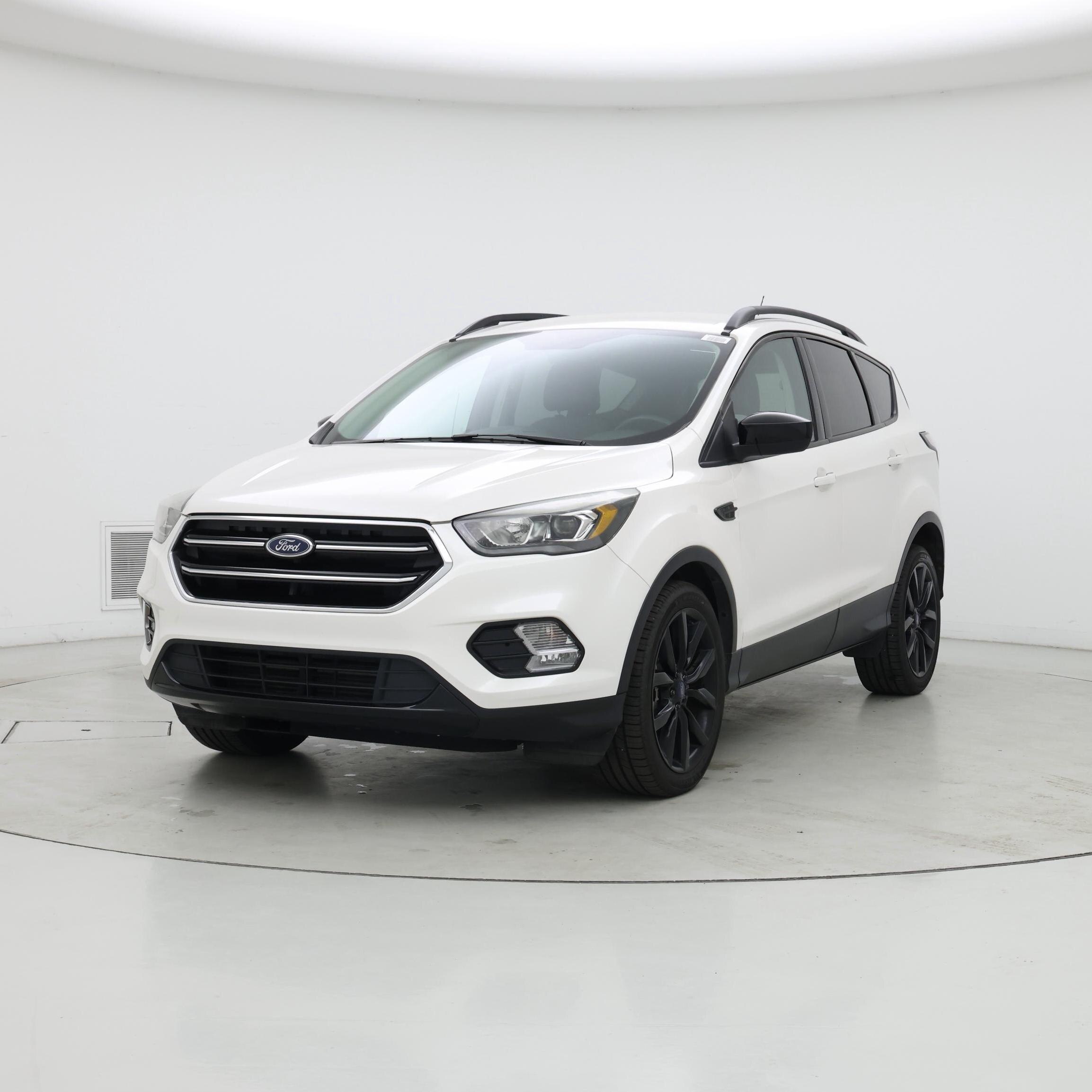 Thumbnail: 2017 Ford Escape - 4