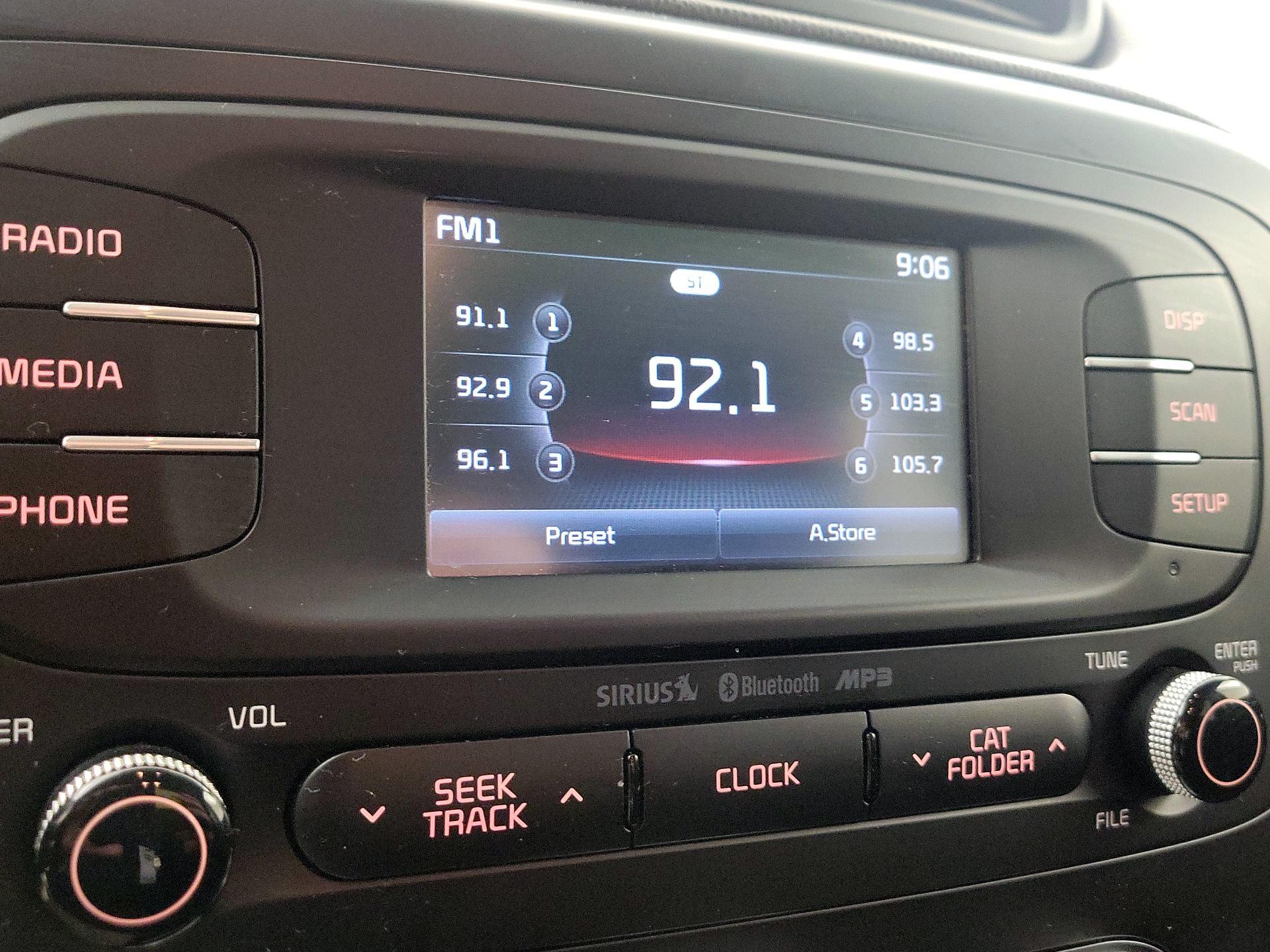 Thumbnail: 2016 Kia Soul - 15