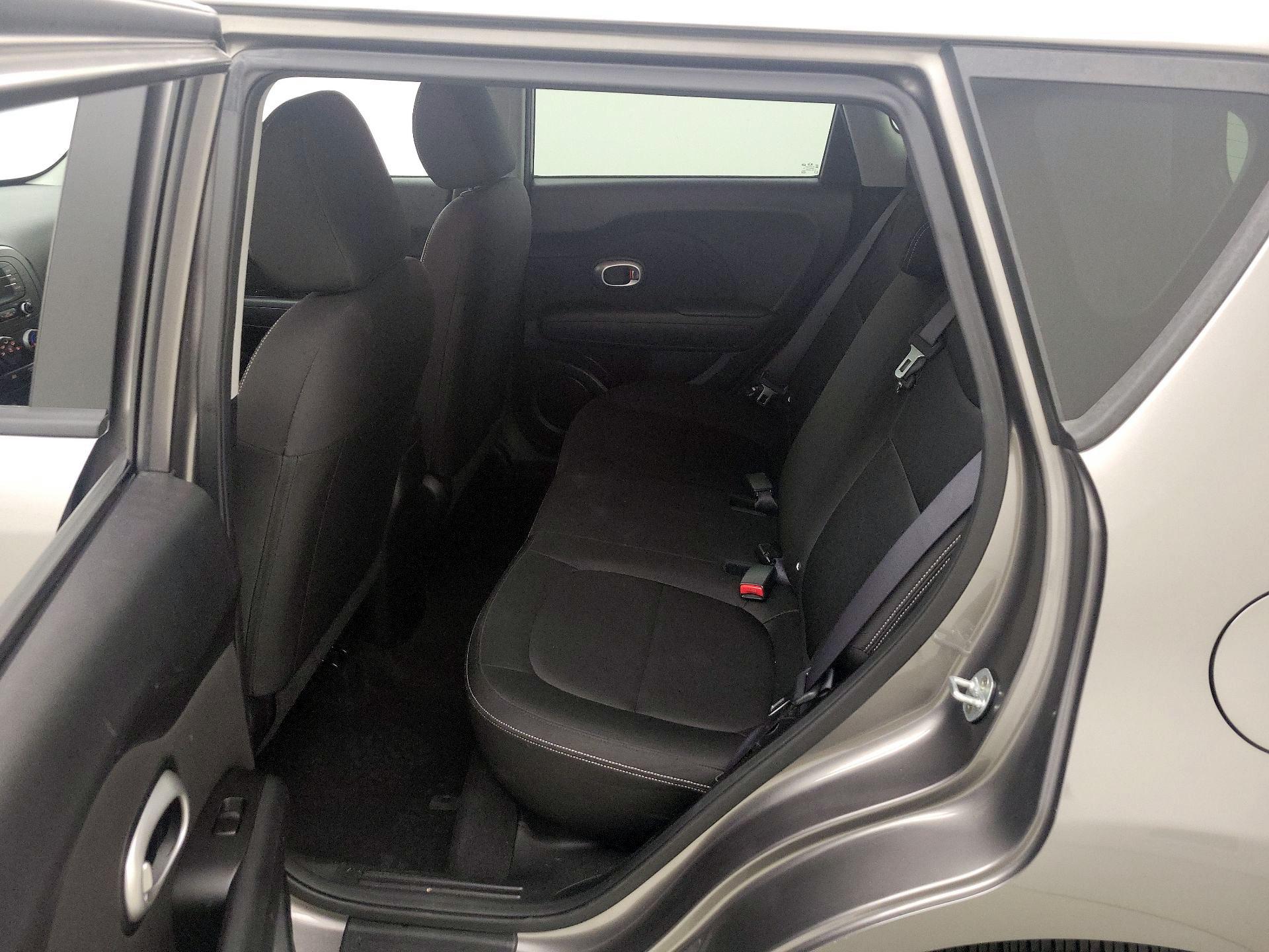 Thumbnail: 2016 Kia Soul - 19