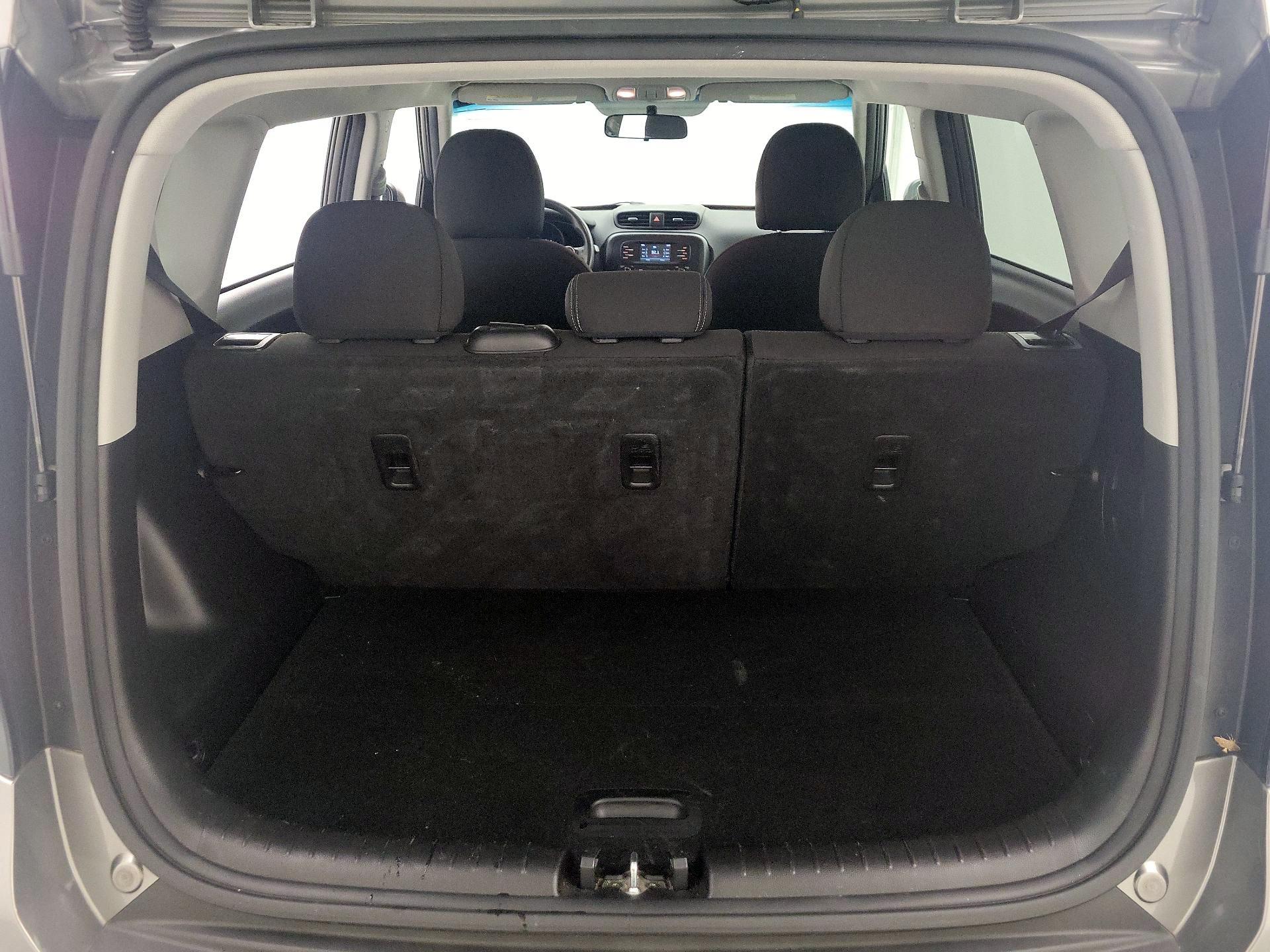 Thumbnail: 2016 Kia Soul - 20