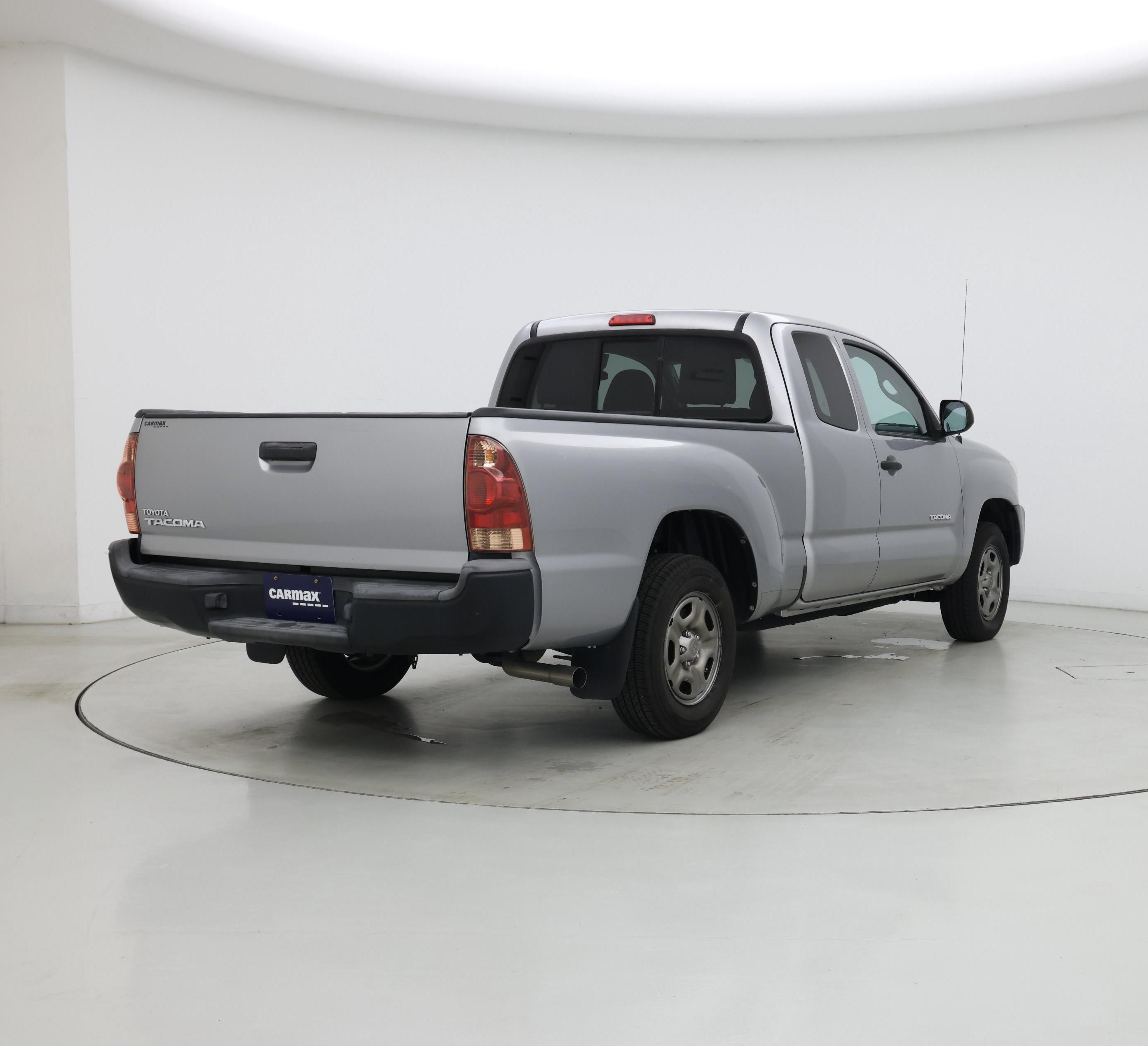 Thumbnail: 2014 Toyota Tacoma - 8