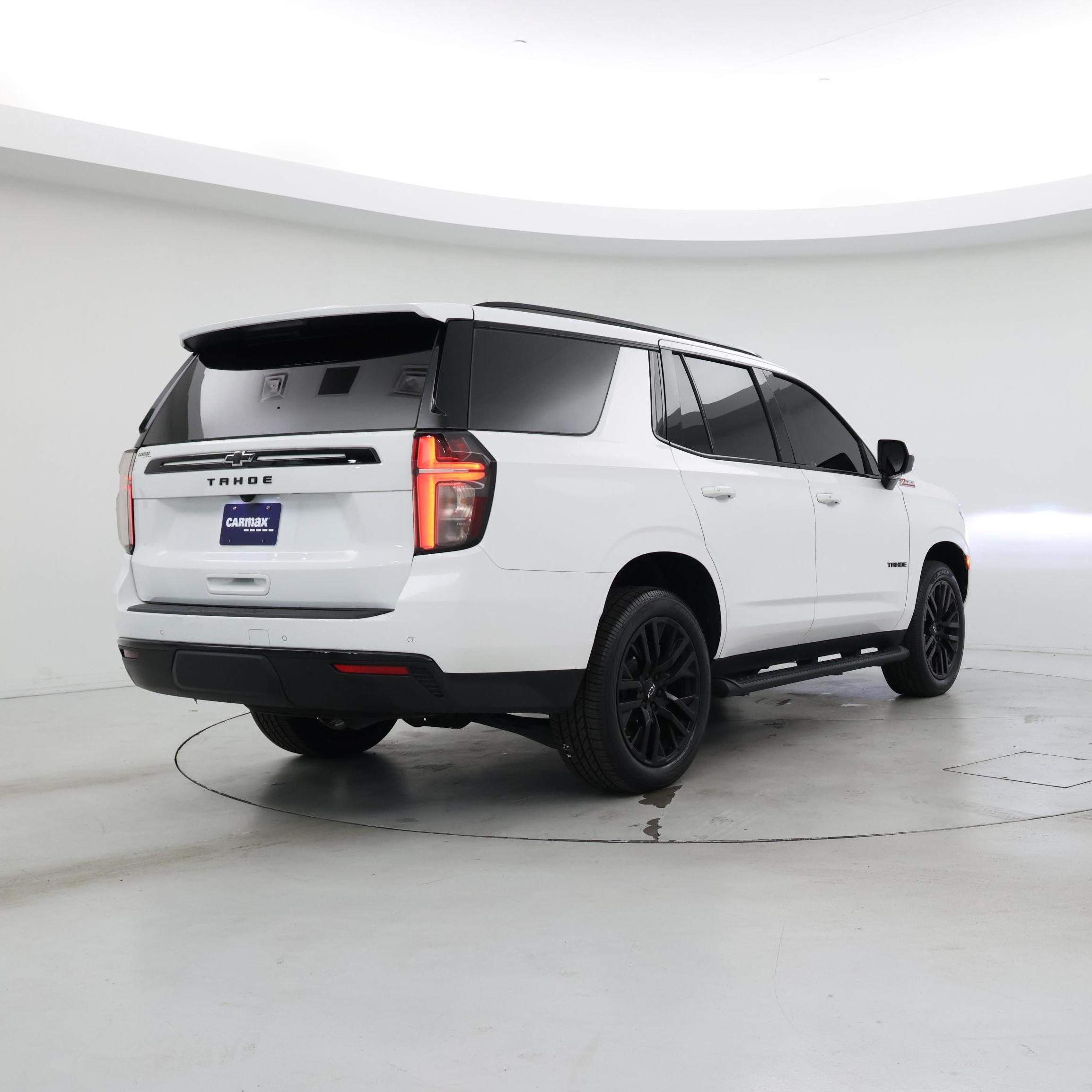 Thumbnail: 2023 Chevrolet Tahoe - 8