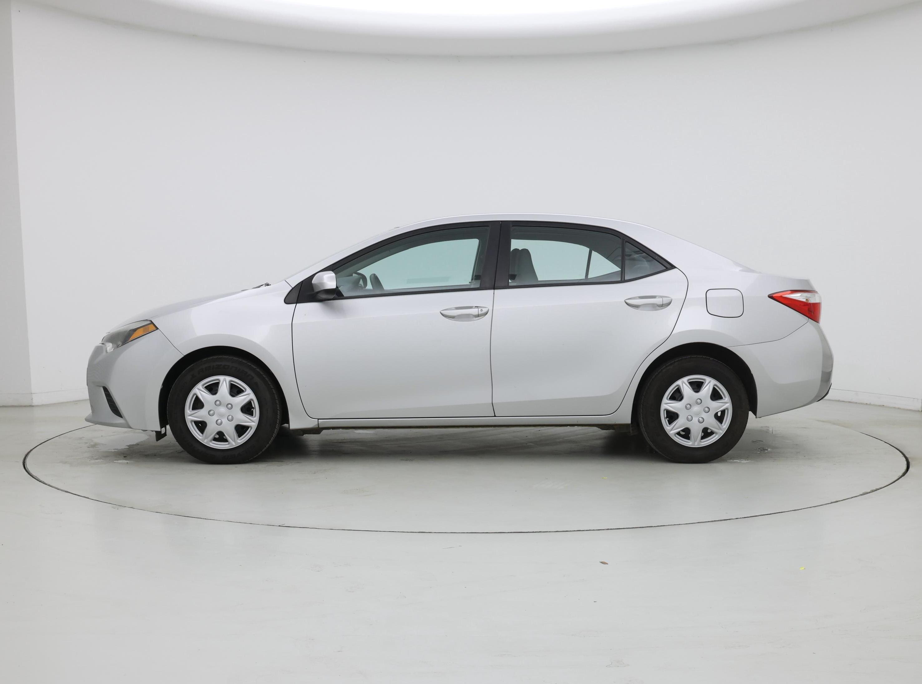 Thumbnail: 2014 Toyota Corolla - 3