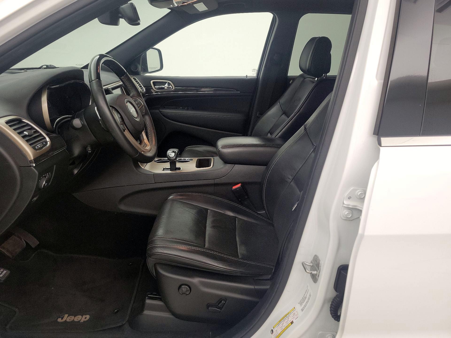 Thumbnail: 2014 Jeep Grand Cherokee - 11