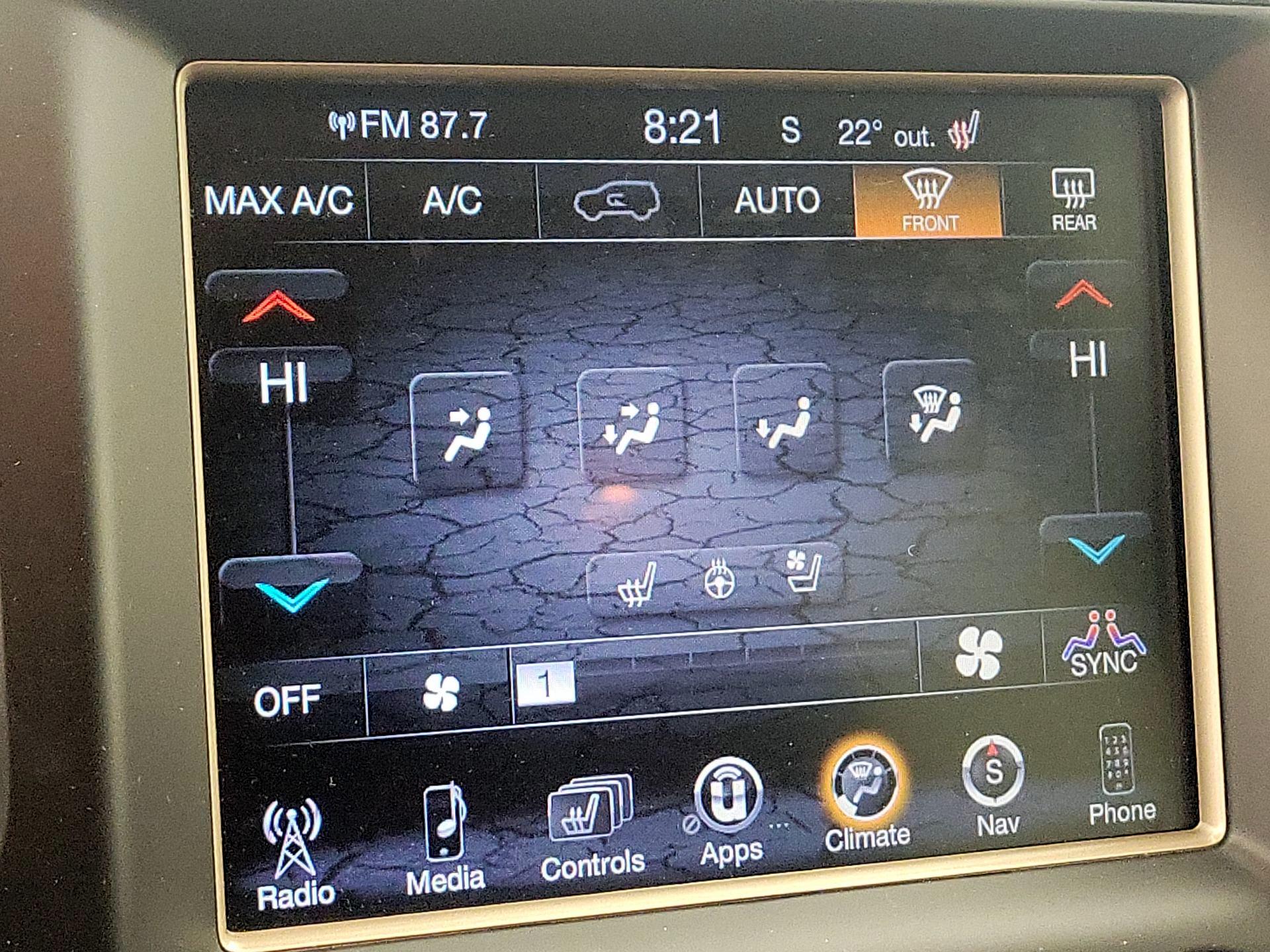 Thumbnail: 2014 Jeep Grand Cherokee - 17