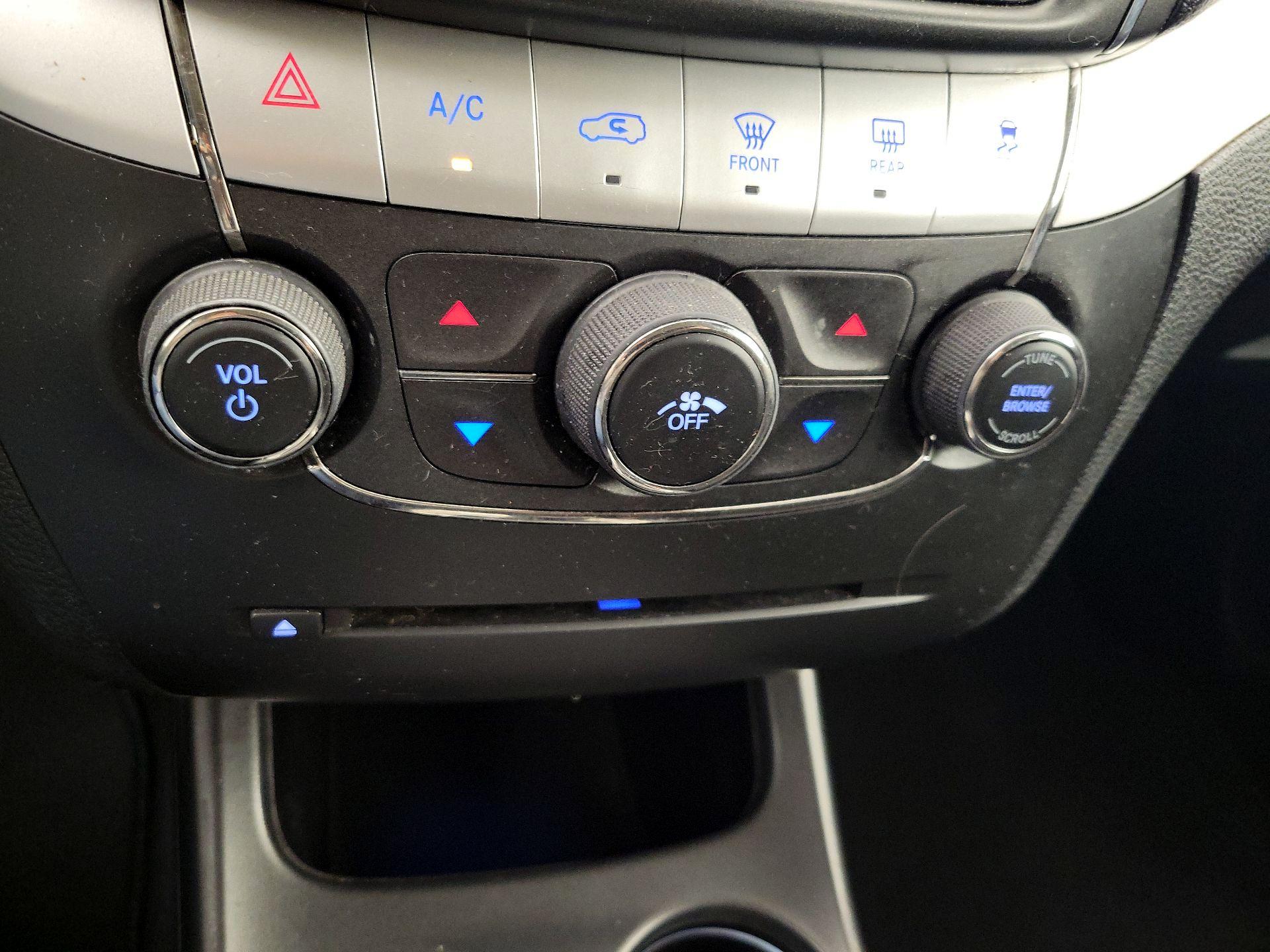 Thumbnail: 2018 Dodge Journey - 16