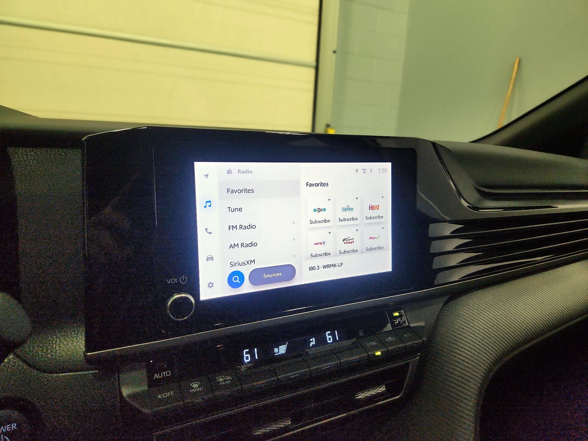 Thumbnail: 2025 Toyota Camry - 16