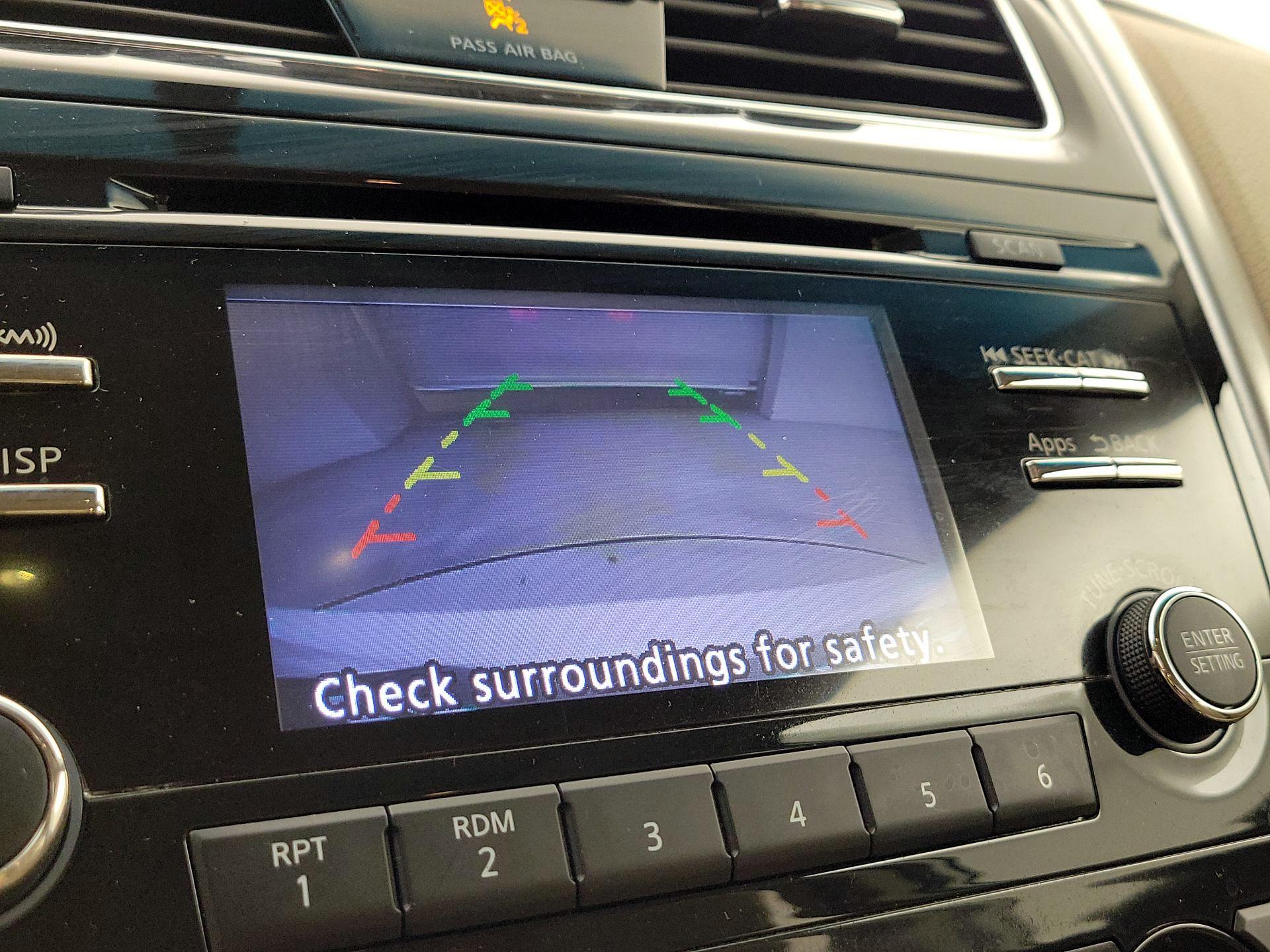 Thumbnail: 2015 Nissan Altima - 14