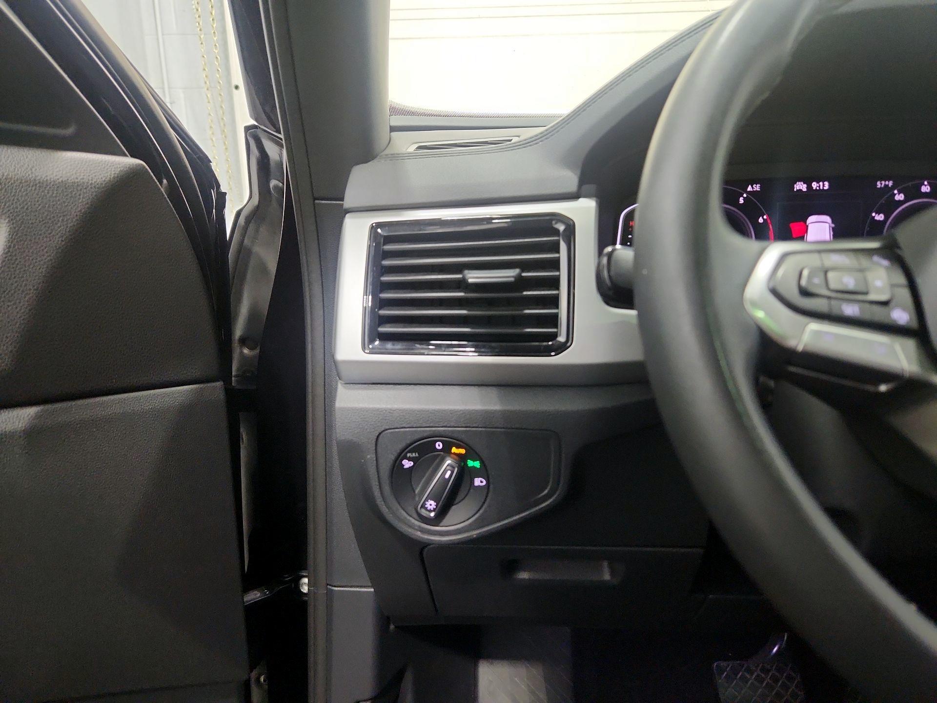 Thumbnail: 2022 Volkswagen Atlas - 13