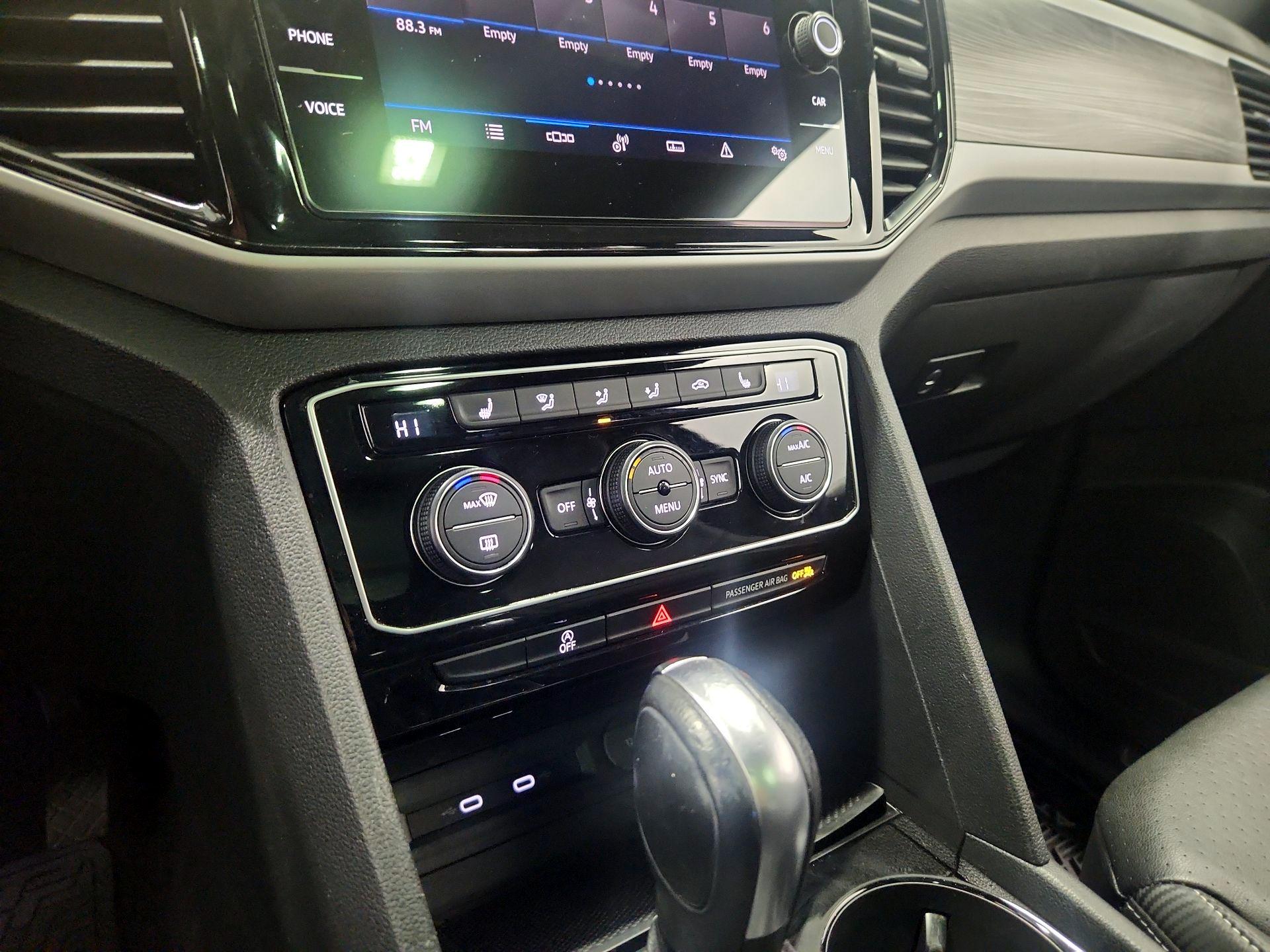 Thumbnail: 2022 Volkswagen Atlas - 16