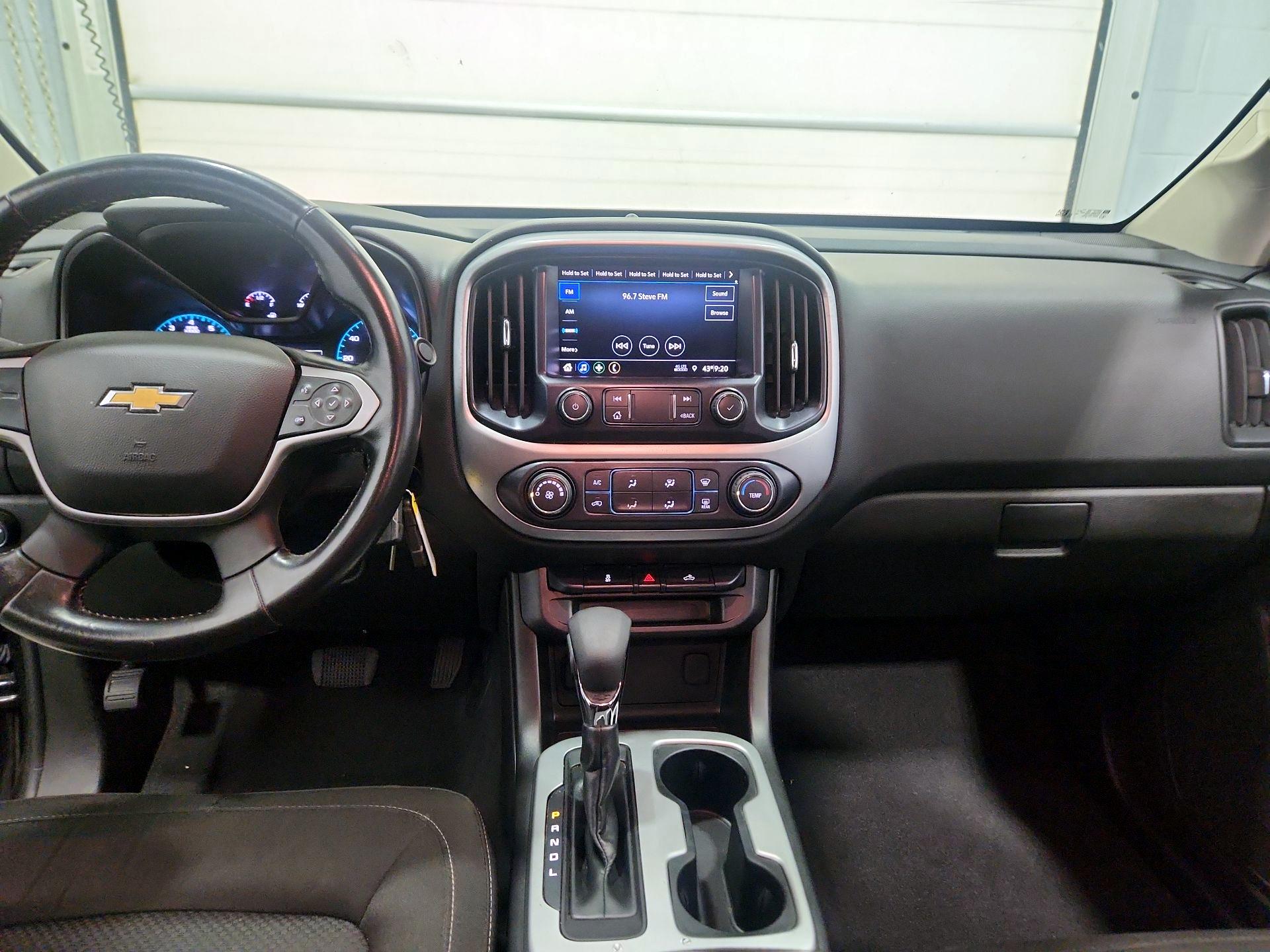 Thumbnail: 2022 Chevrolet Colorado - 9