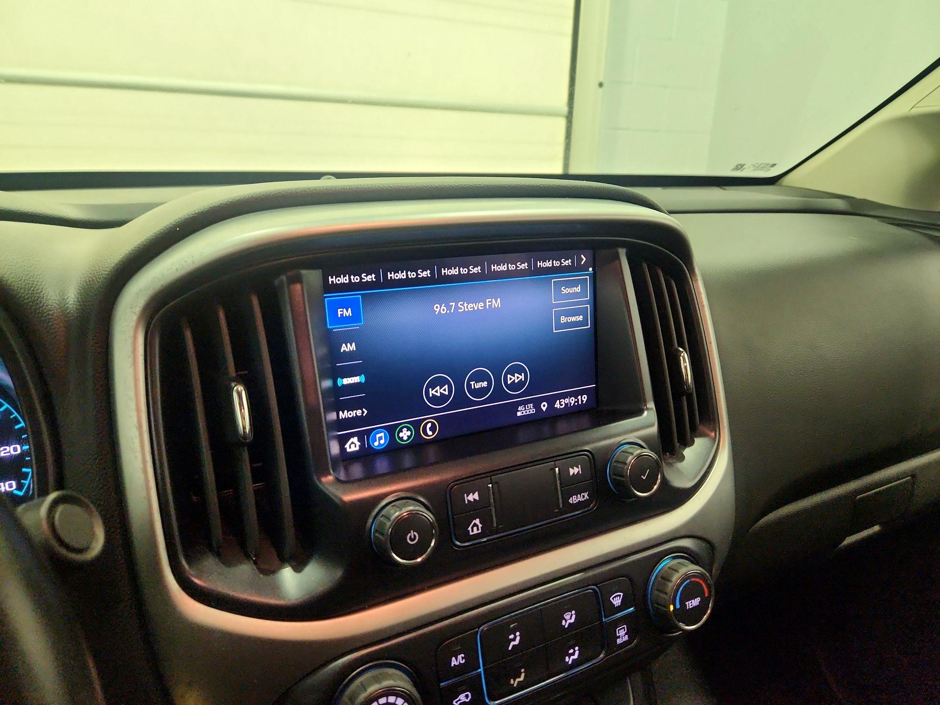 Thumbnail: 2022 Chevrolet Colorado - 15