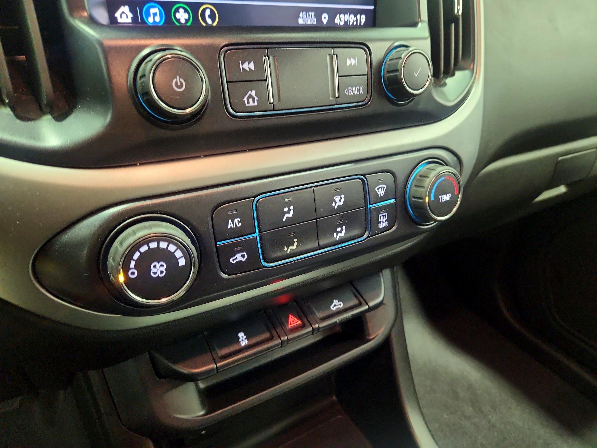 Thumbnail: 2022 Chevrolet Colorado - 16