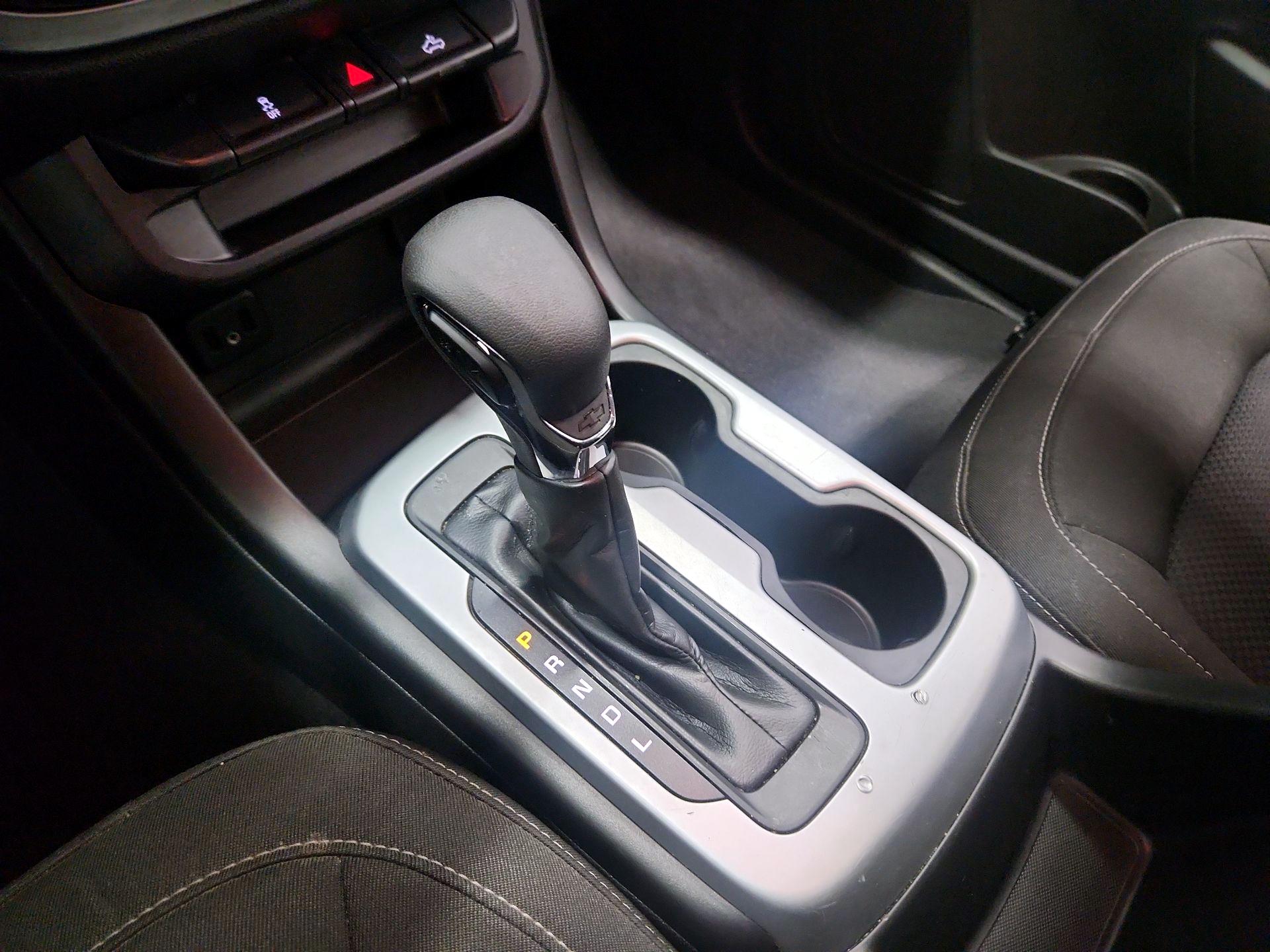 Thumbnail: 2022 Chevrolet Colorado - 17