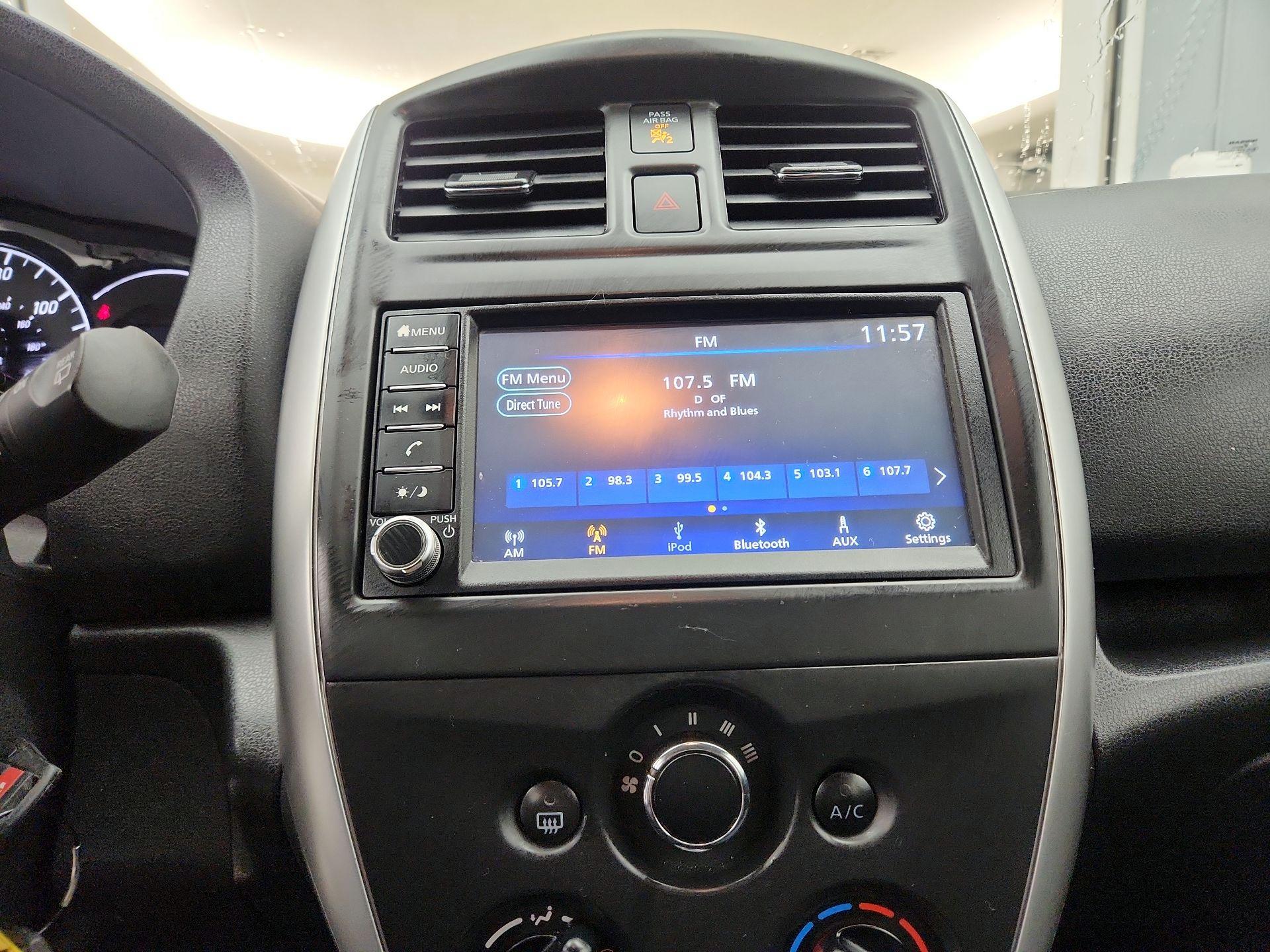 Thumbnail: 2019 Nissan Versa Note - 15