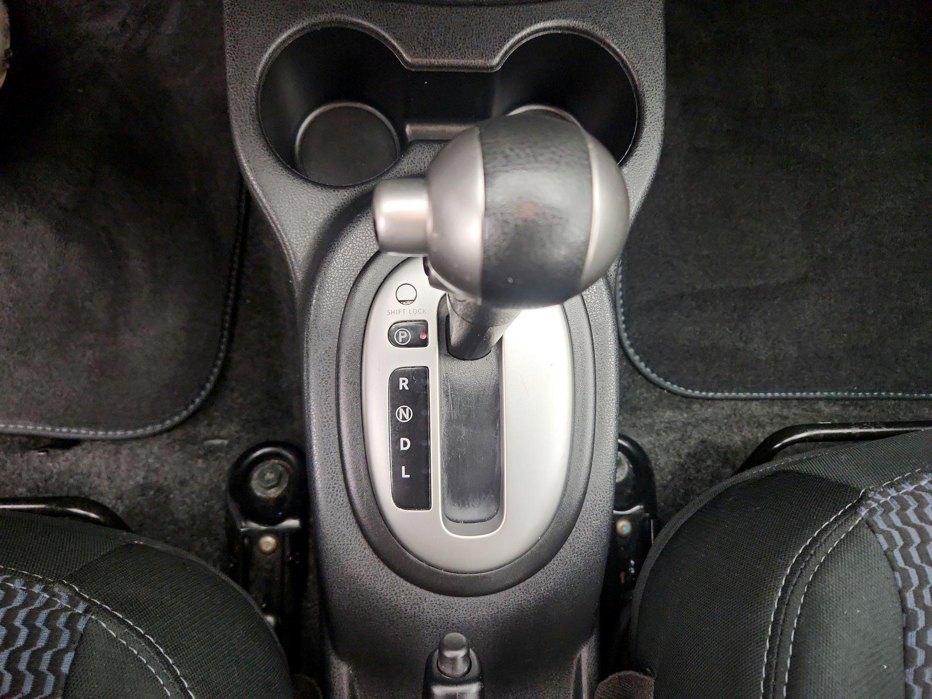 Thumbnail: 2019 Nissan Versa Note - 17