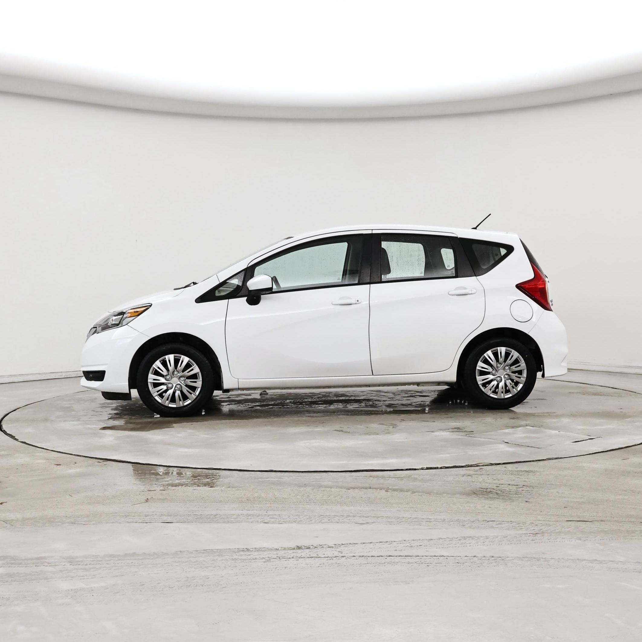 Thumbnail: 2019 Nissan Versa Note - 3