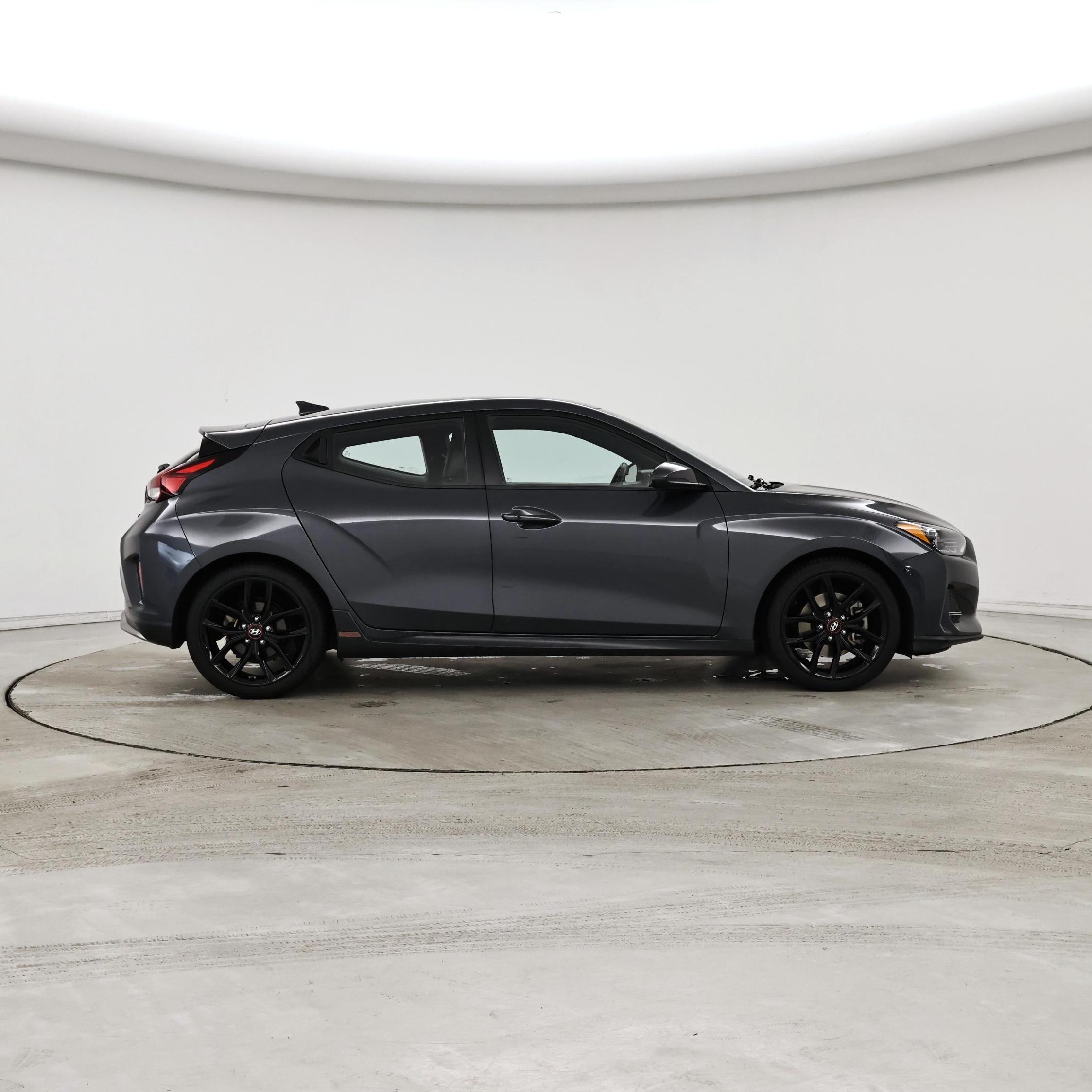 Thumbnail: 2019 Hyundai Veloster - 7
