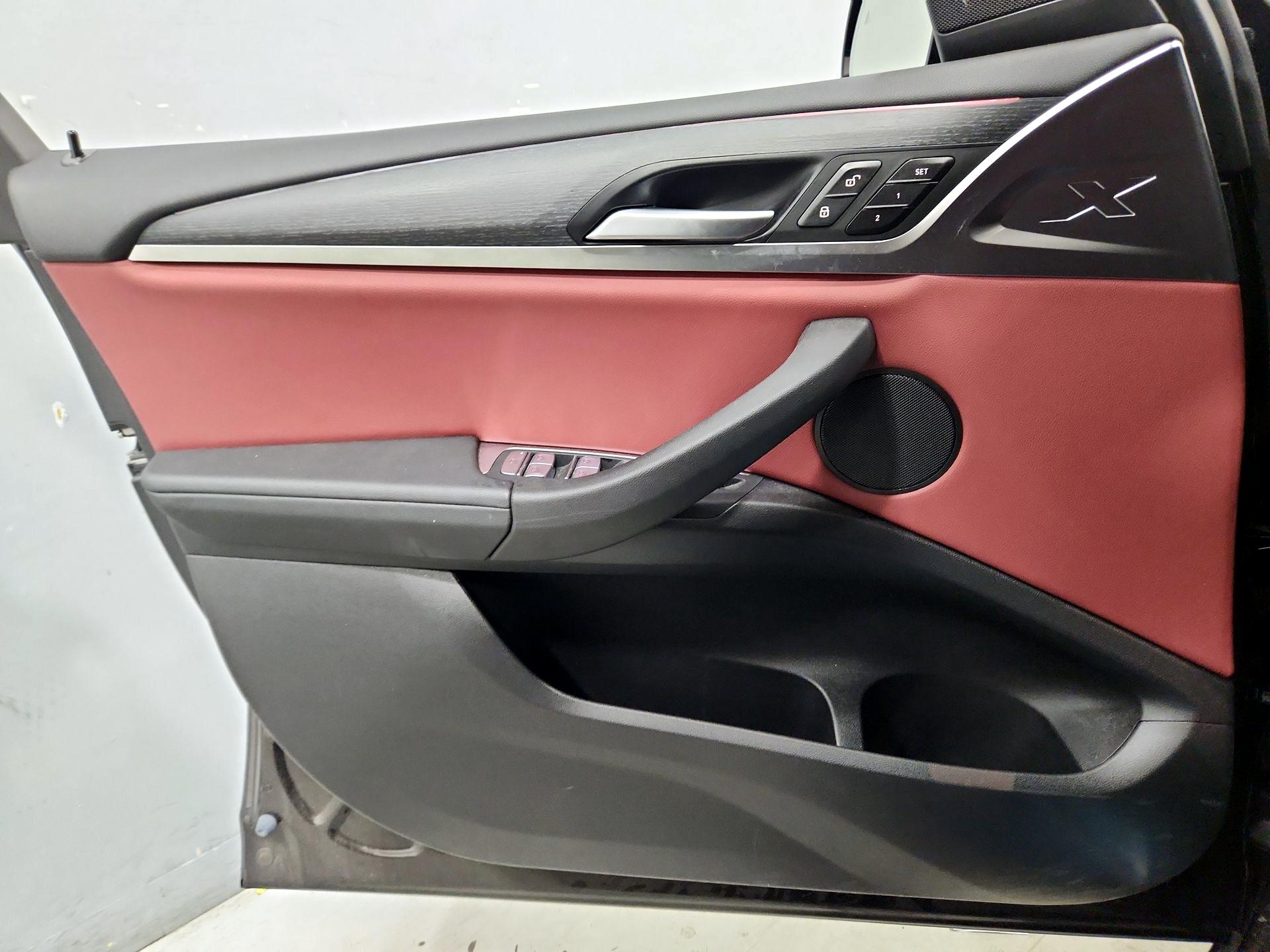 Thumbnail: 2024 BMW X4 - 12