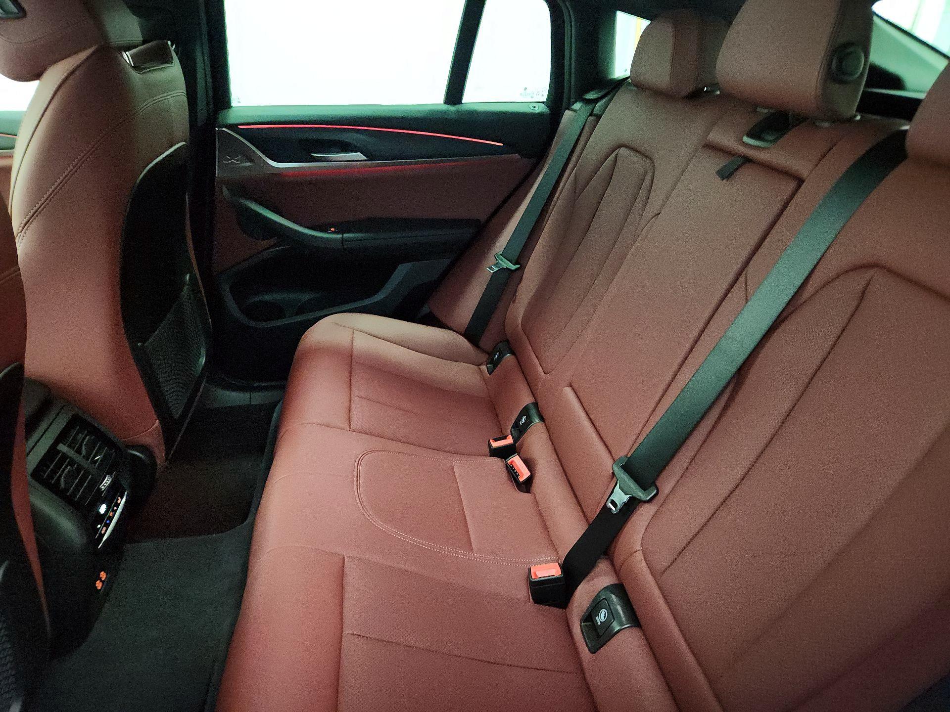 Thumbnail: 2024 BMW X4 - 19