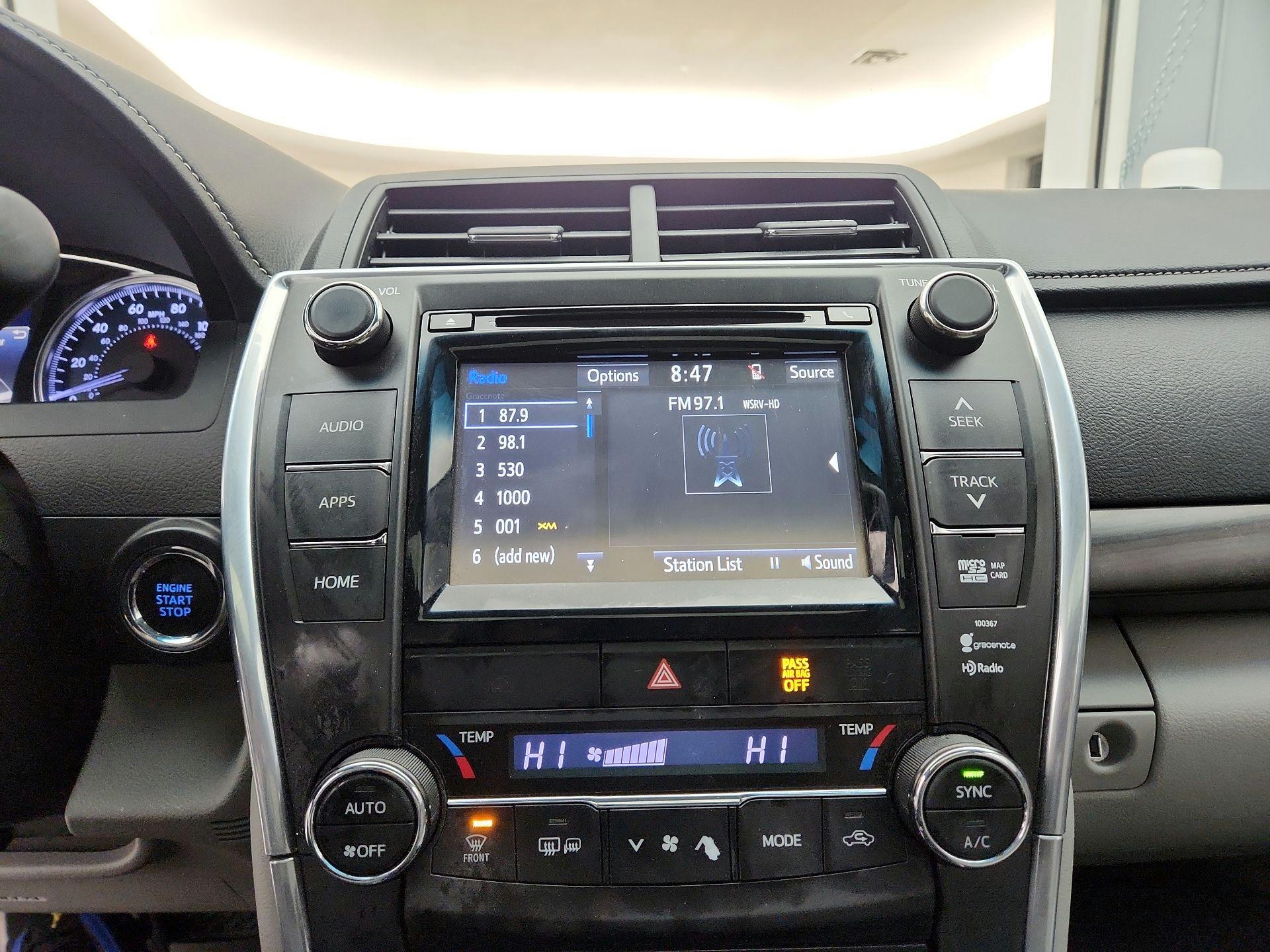 Thumbnail: 2015 Toyota Camry - 15