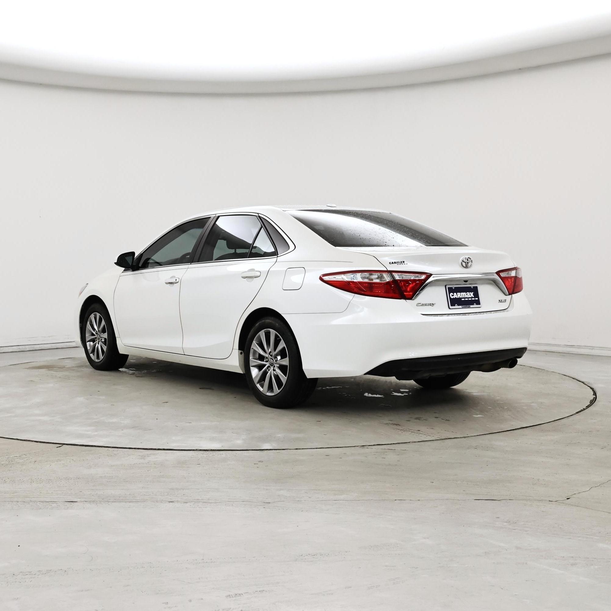 Thumbnail: 2015 Toyota Camry - 2
