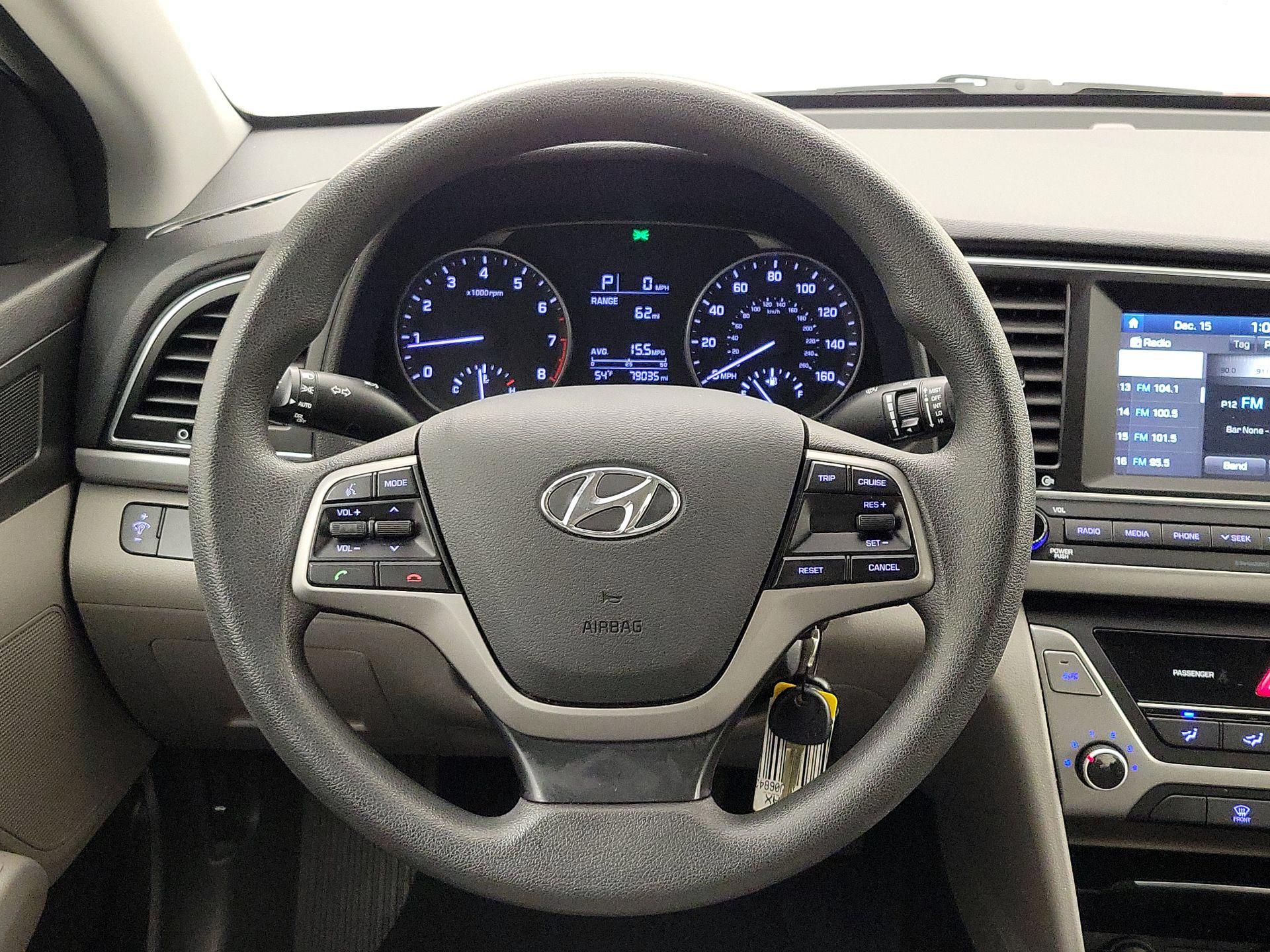 Thumbnail: 2017 Hyundai Elantra - 10