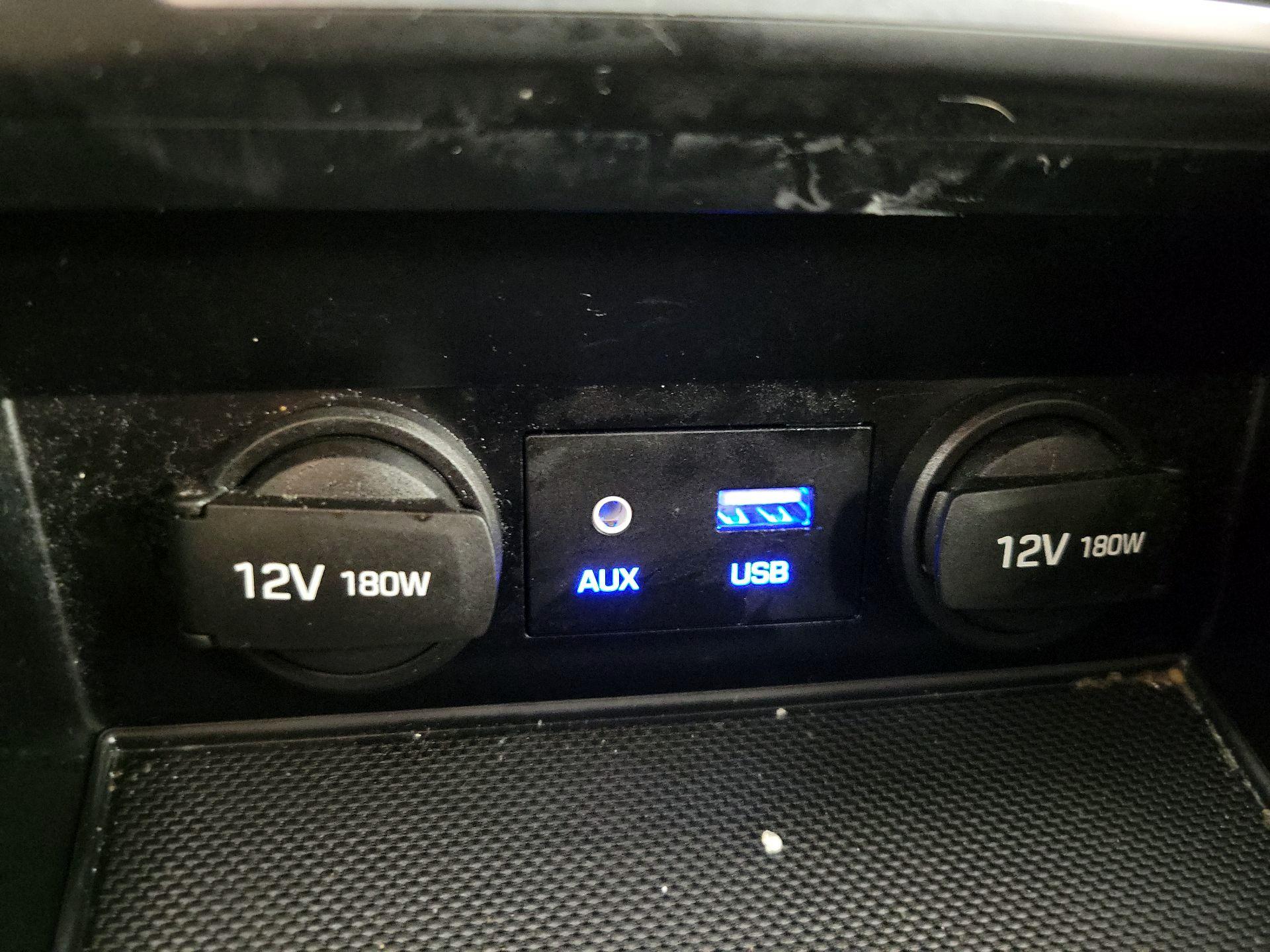 Thumbnail: 2017 Hyundai Elantra - 18