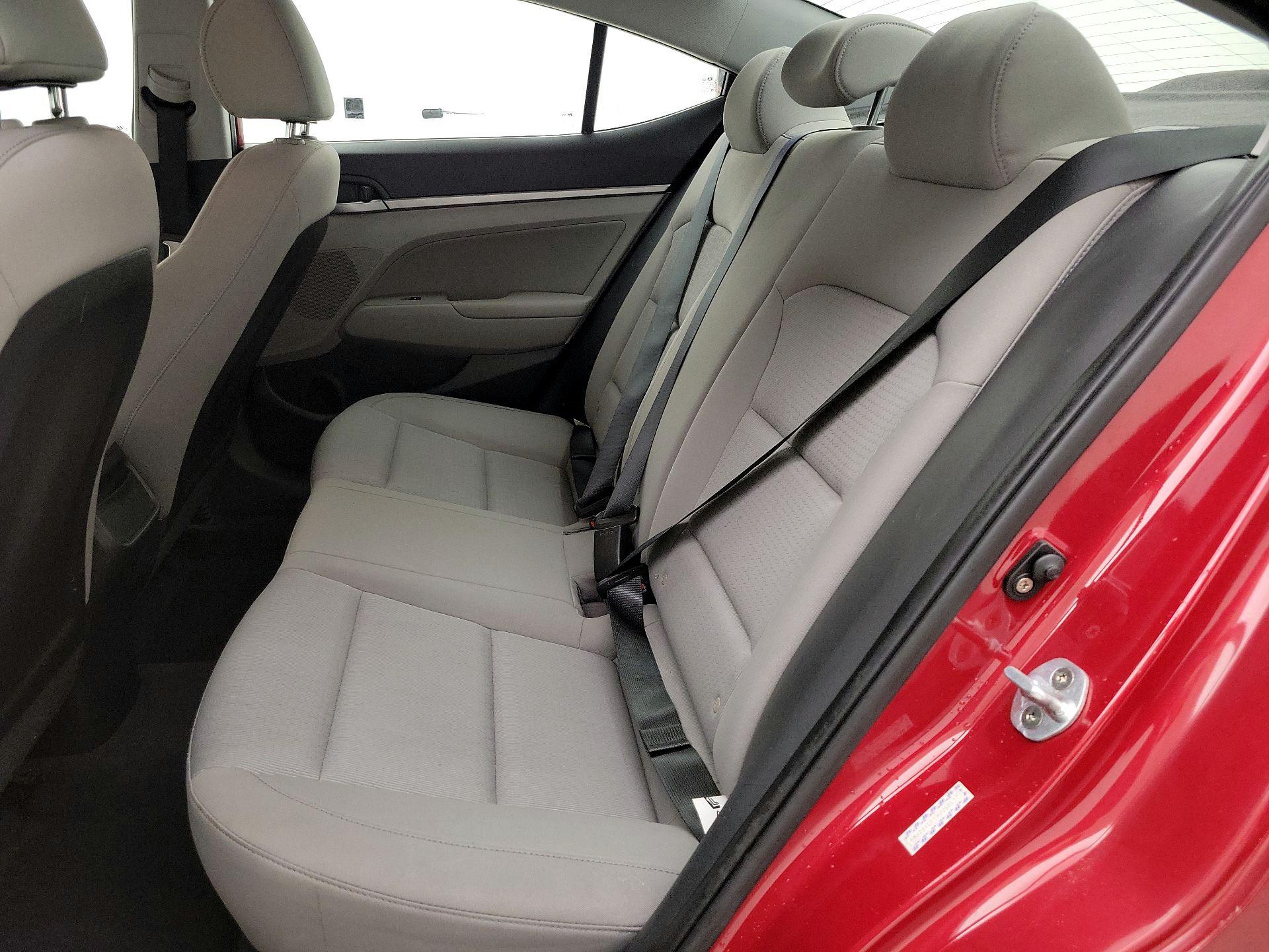 Thumbnail: 2017 Hyundai Elantra - 19