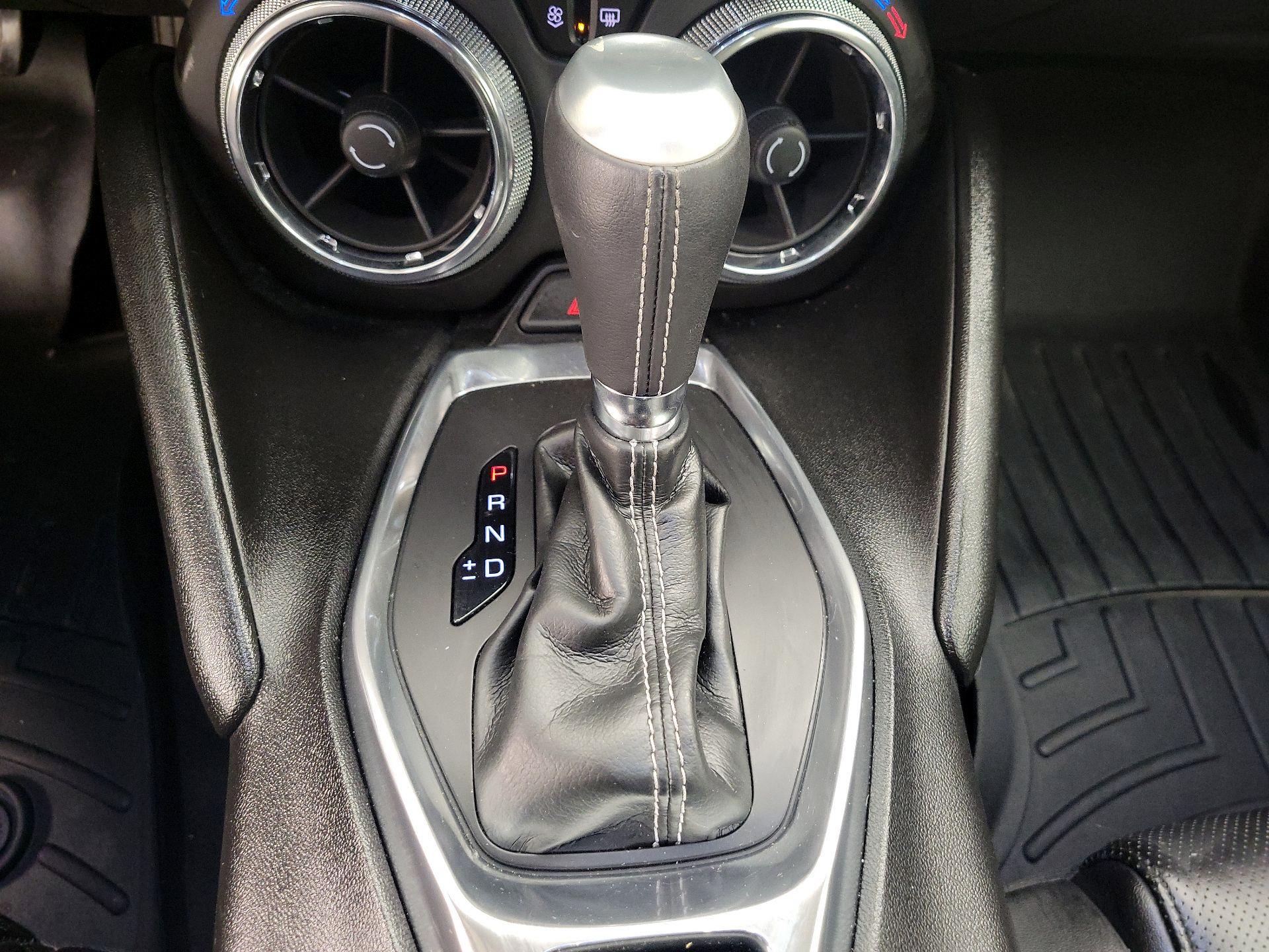 Thumbnail: 2018 Chevrolet Camaro - 17