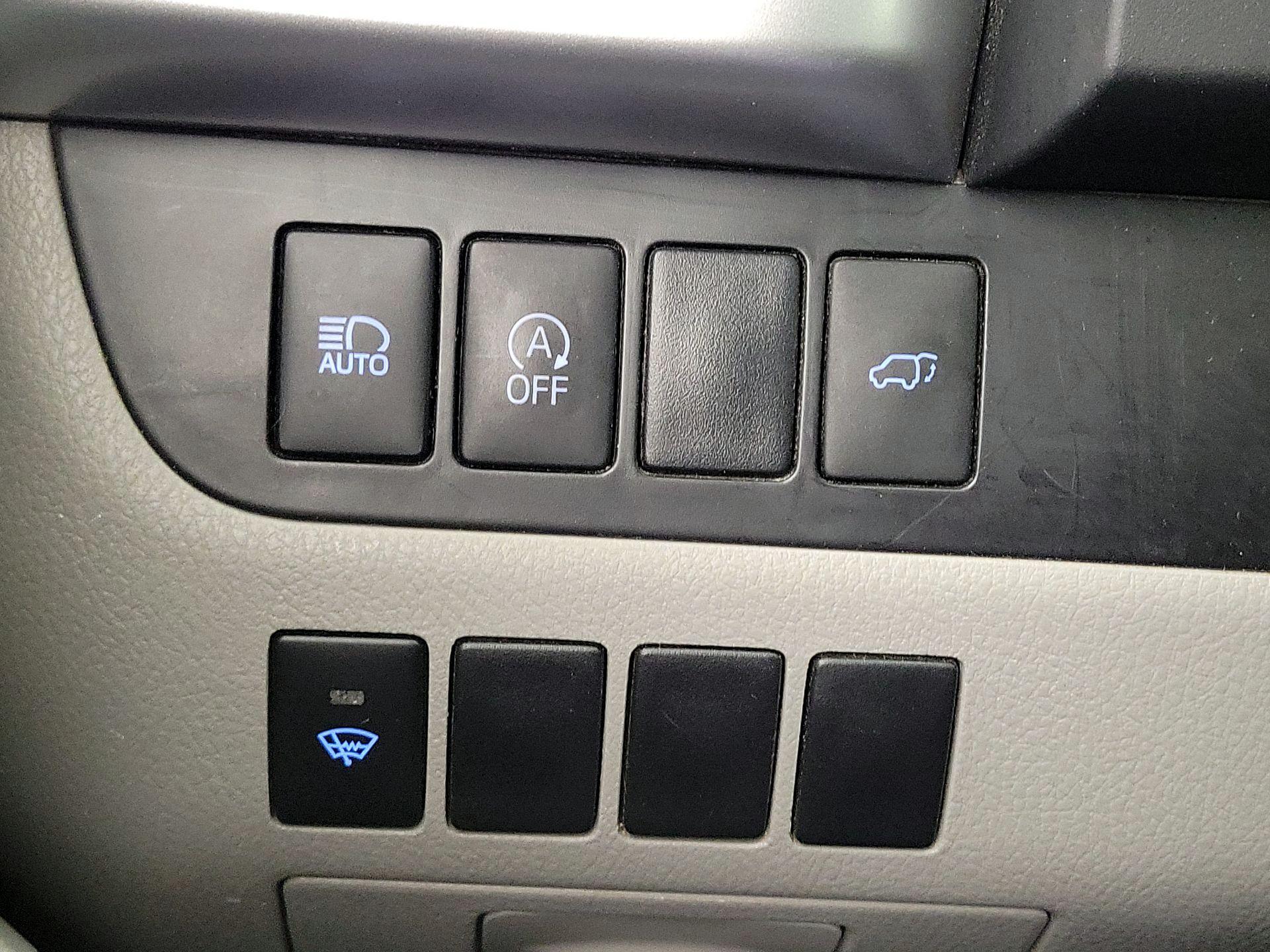 Thumbnail: 2017 Toyota Highlander - 13