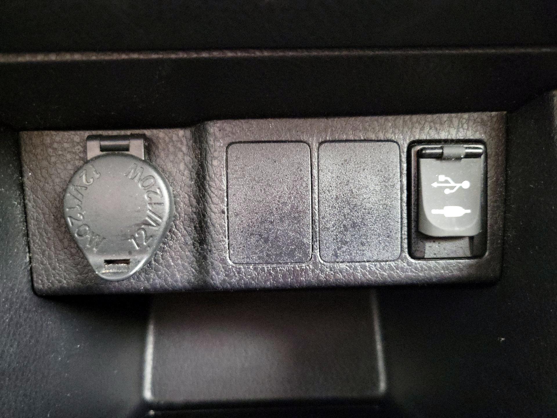 Thumbnail: 2019 Toyota Corolla - 18