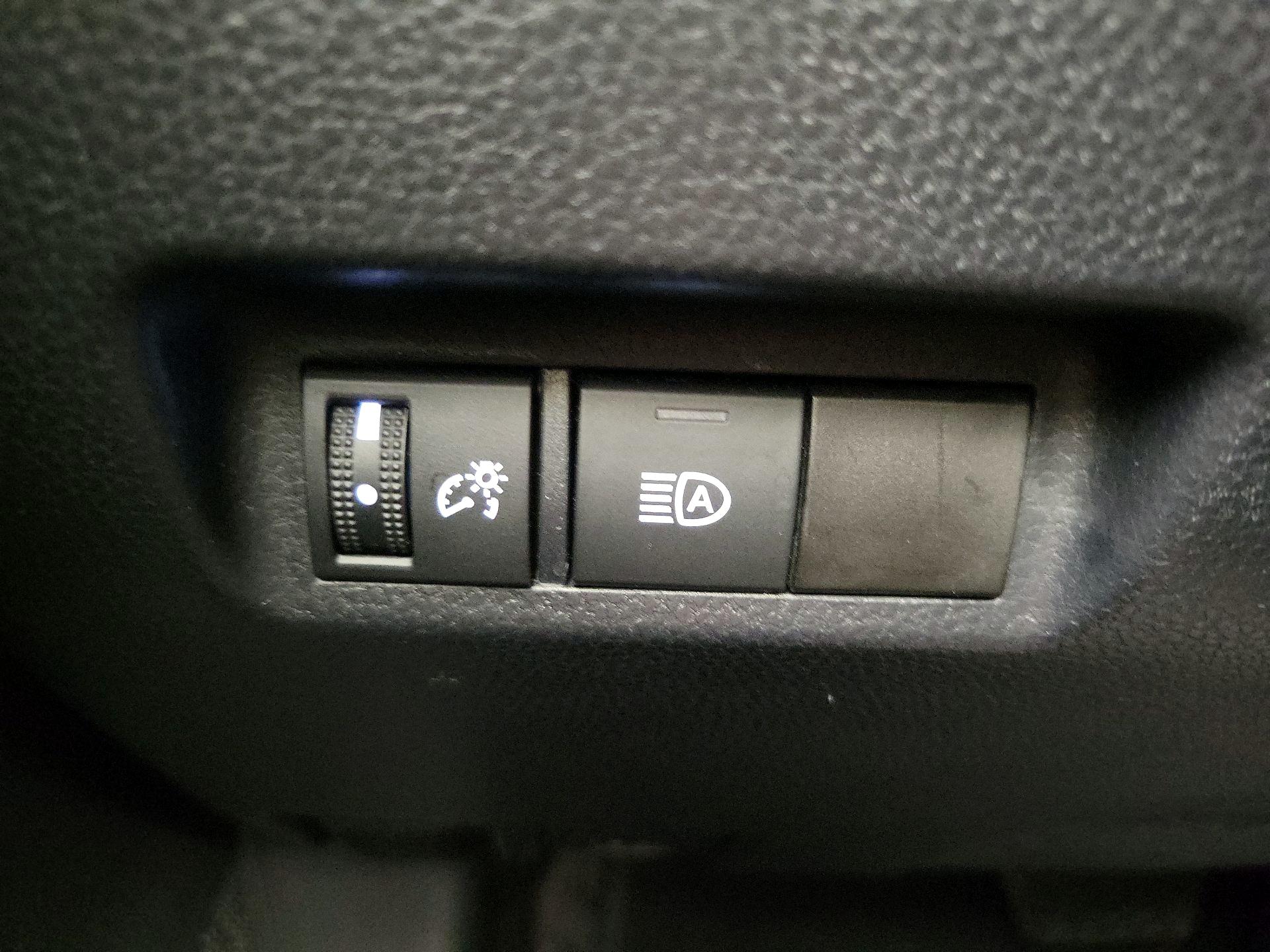 Thumbnail: 2023 Toyota RAV4 - 13