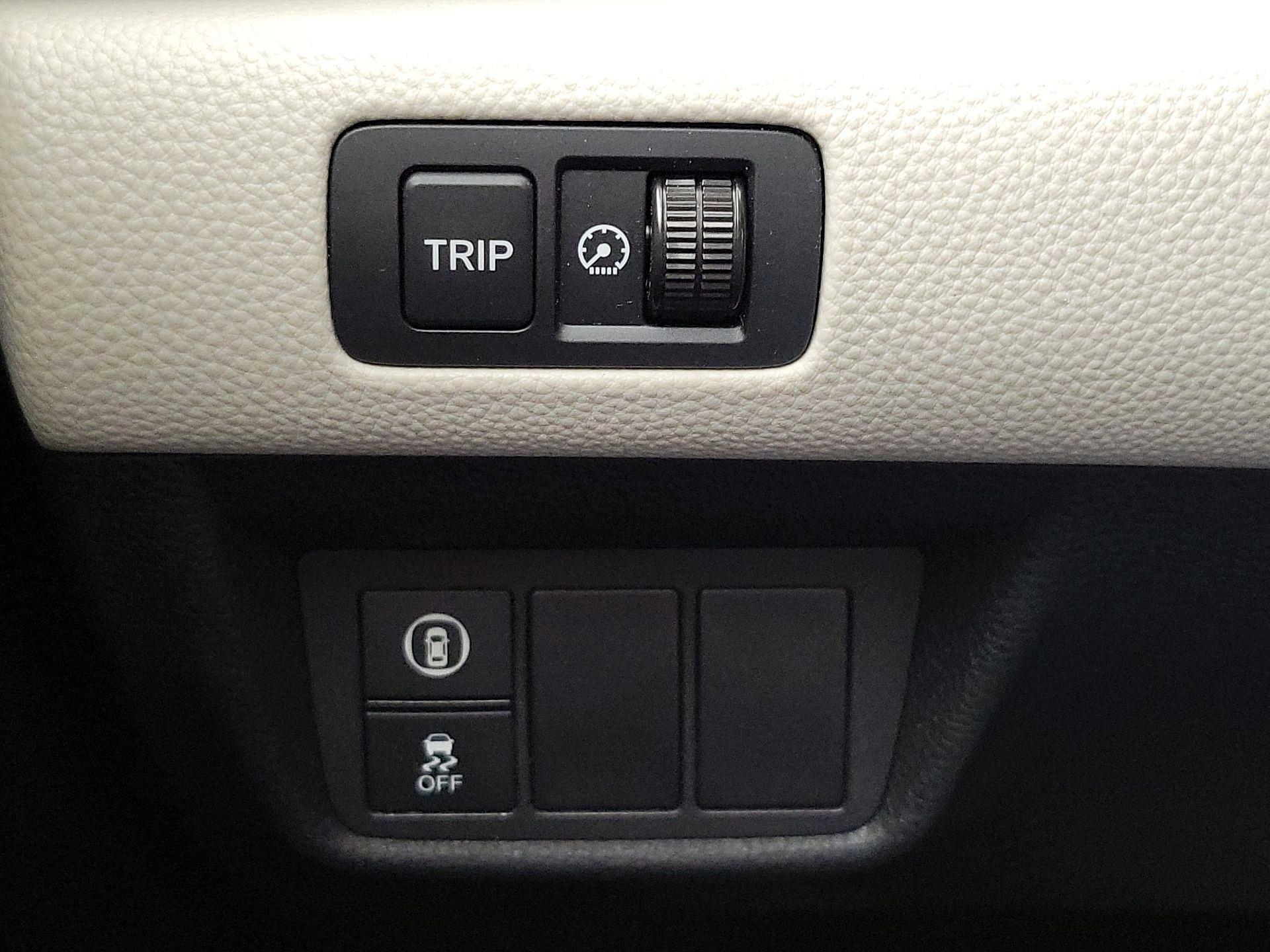 Thumbnail: 2018 Honda Accord - 13