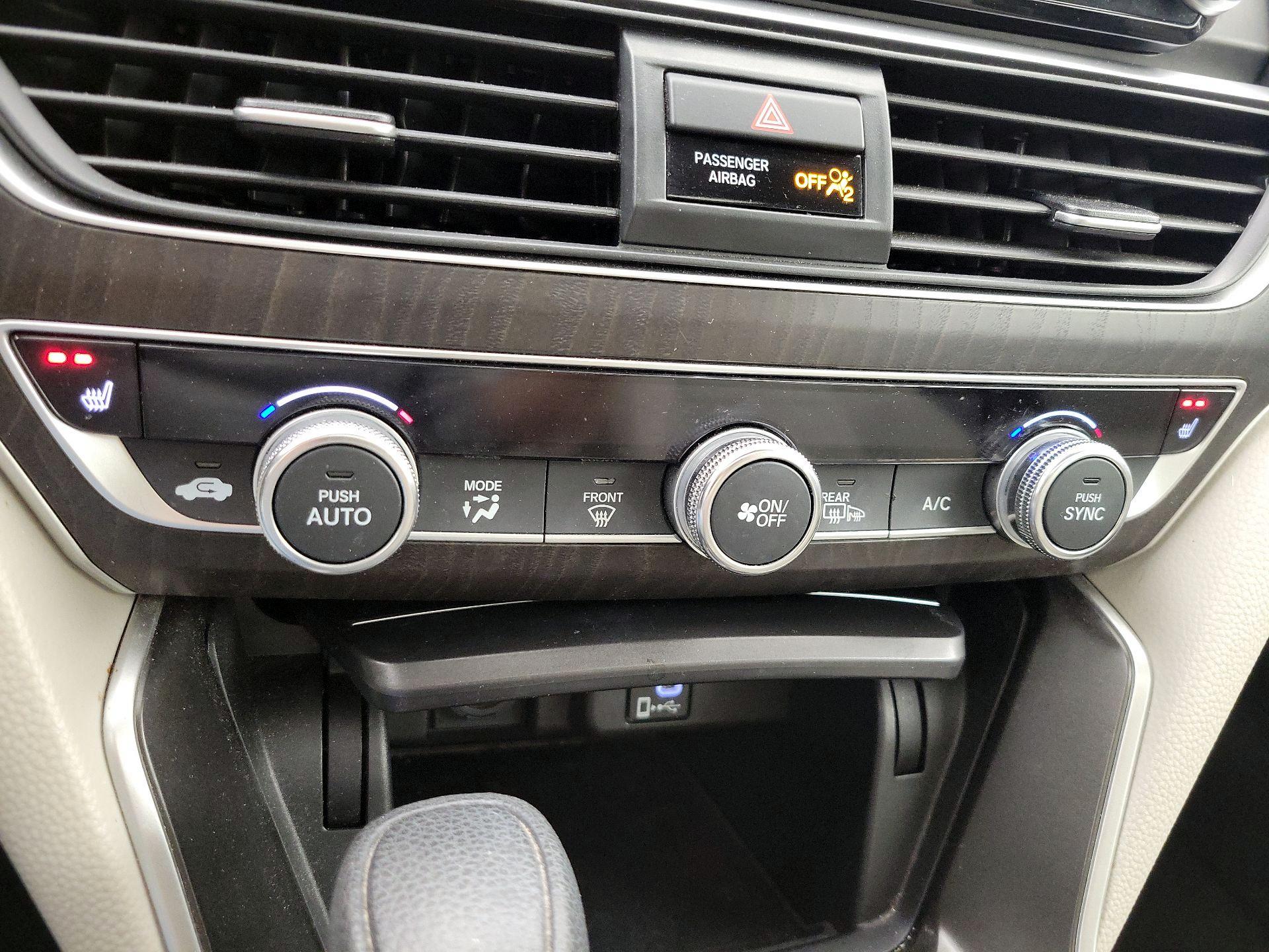 Thumbnail: 2018 Honda Accord - 16