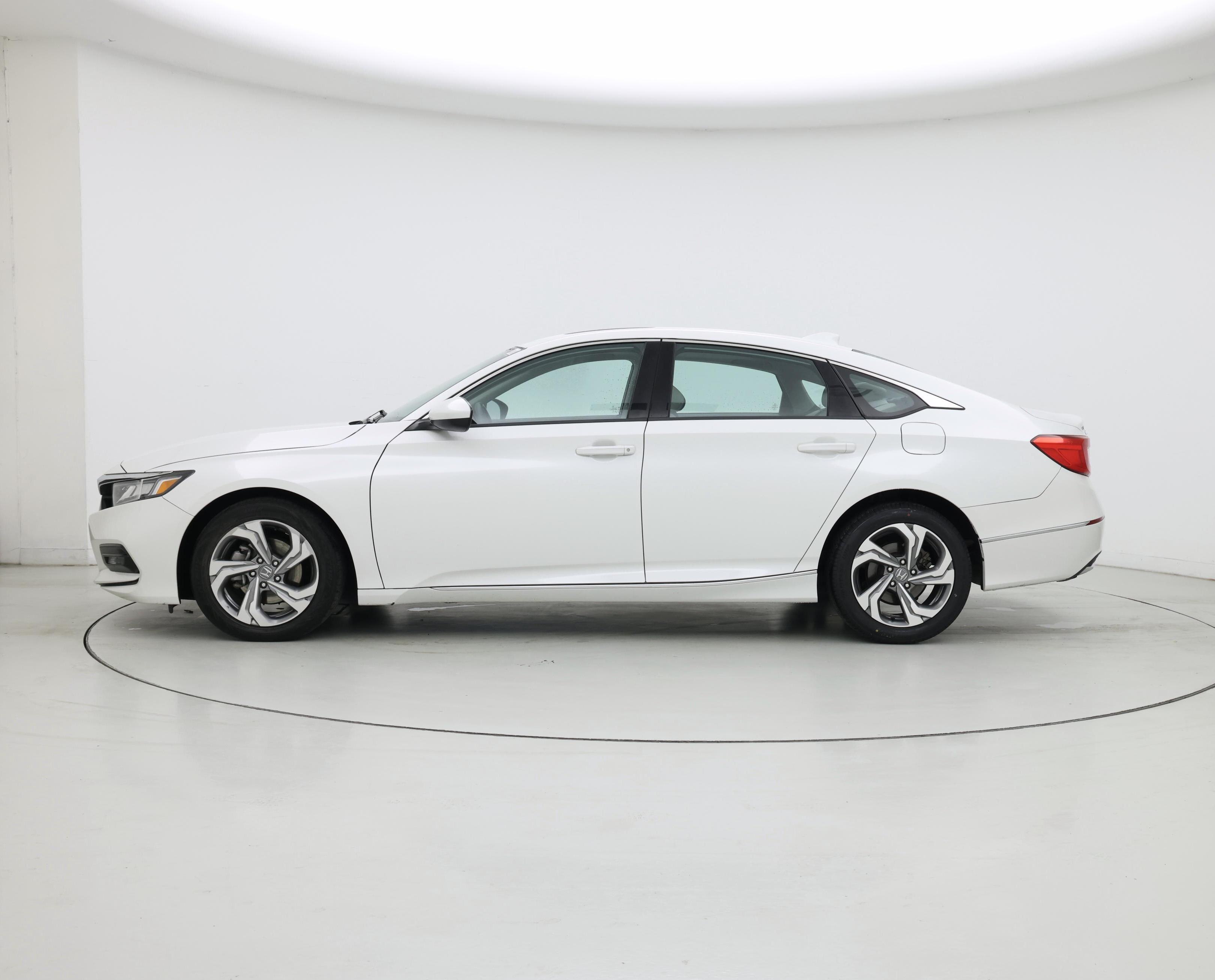 Thumbnail: 2018 Honda Accord - 3