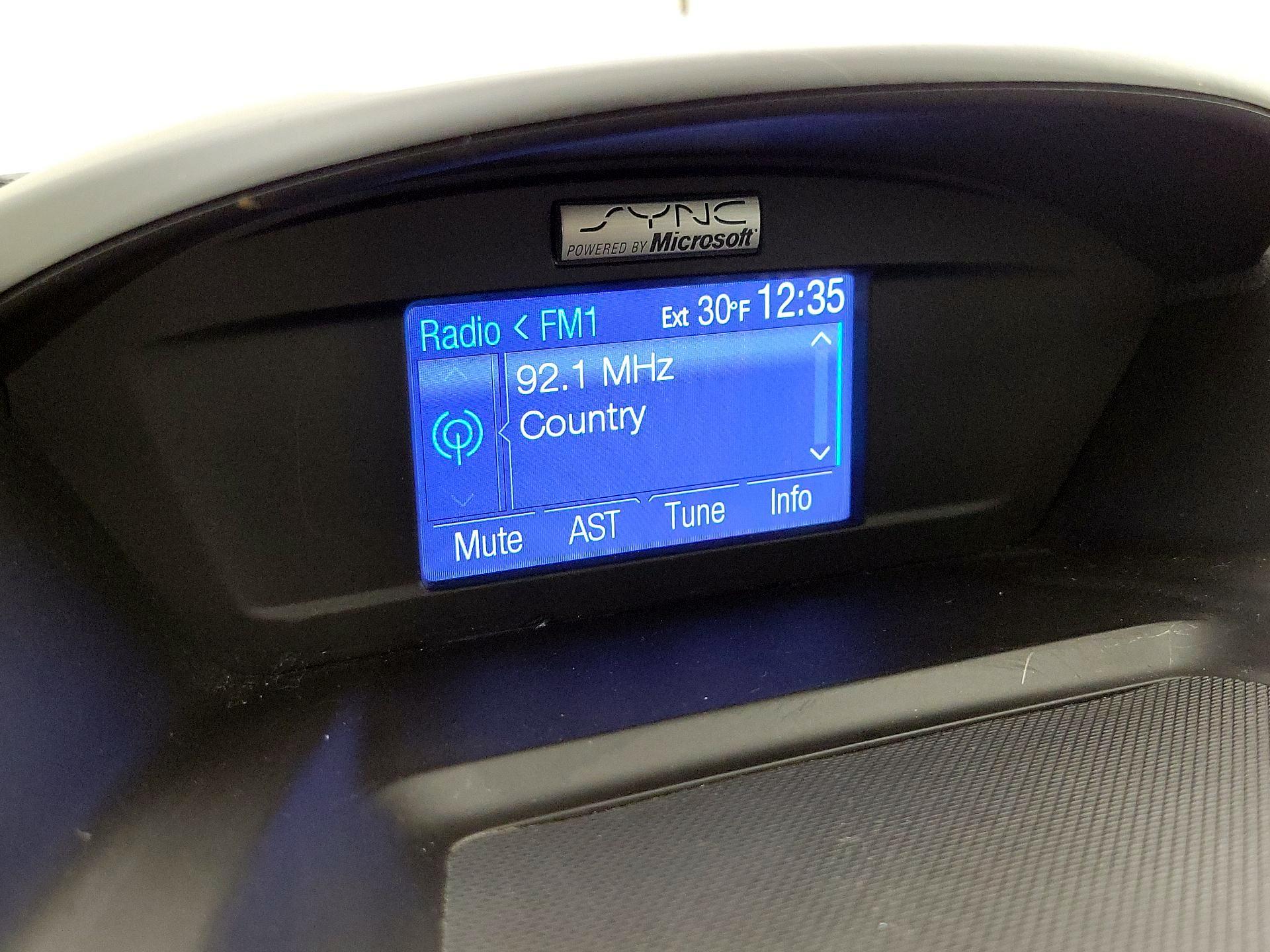 Thumbnail: 2014 Ford Escape - 15