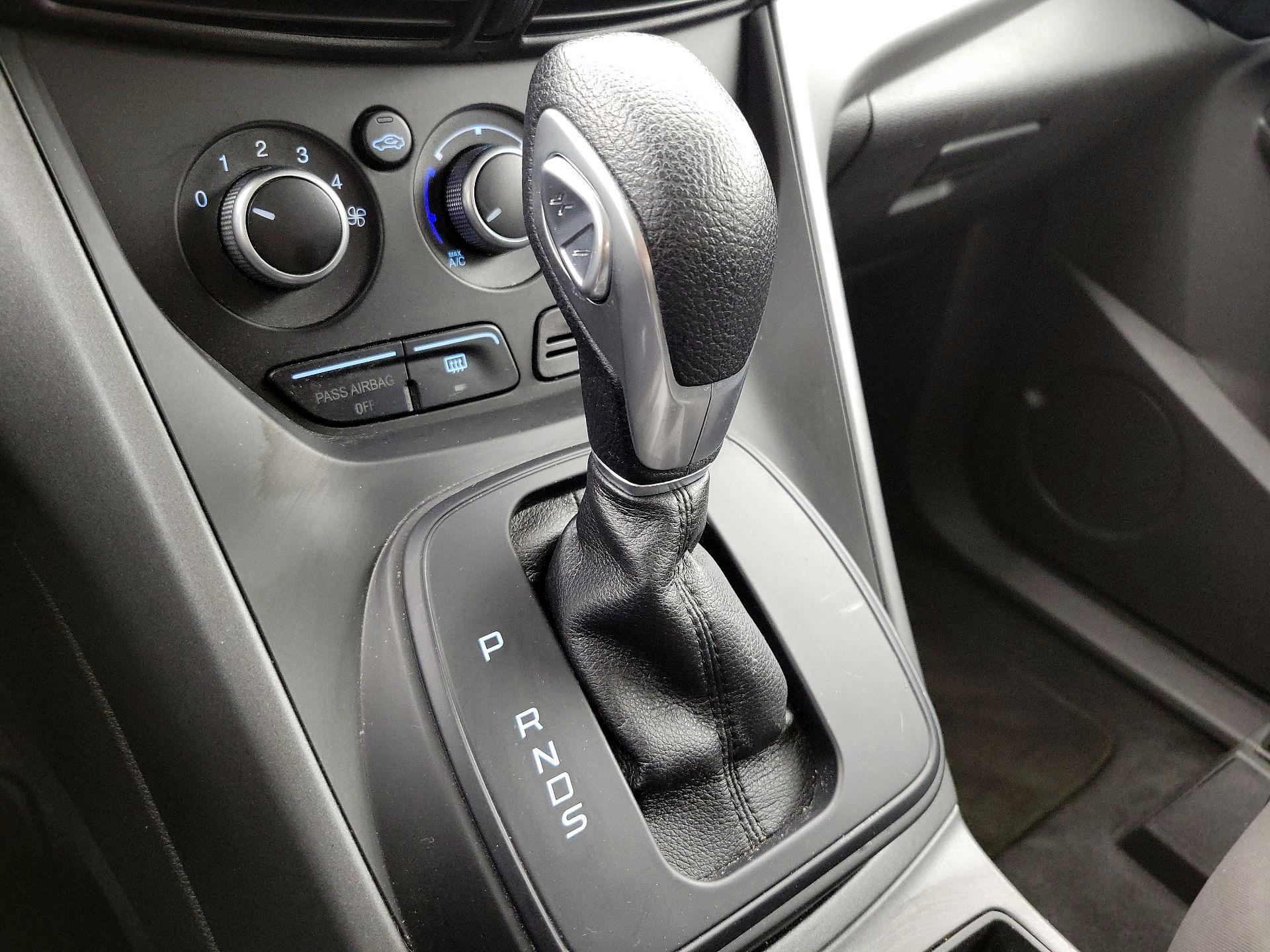 Thumbnail: 2014 Ford Escape - 17