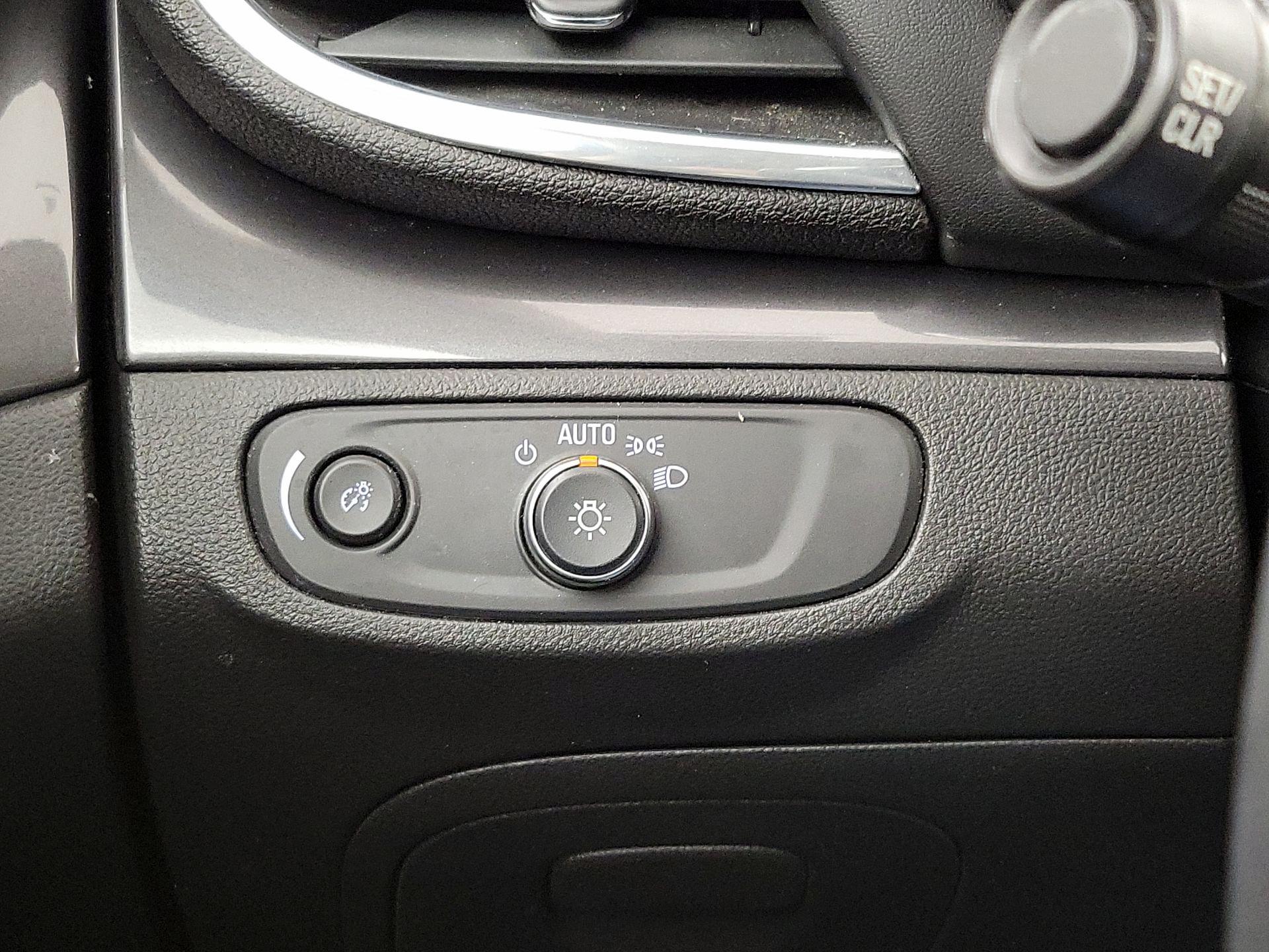 Thumbnail: 2019 Buick Encore - 13