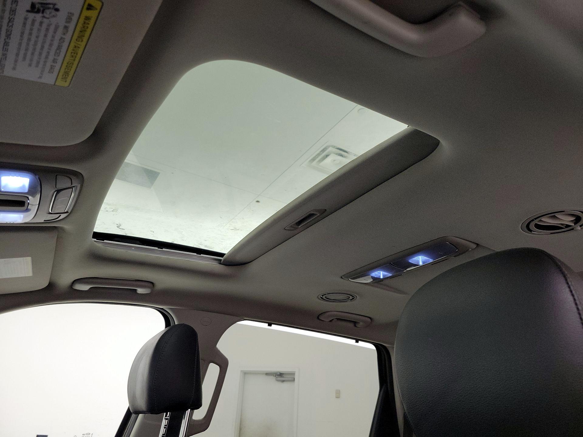 Thumbnail: 2020 Kia Telluride - 20