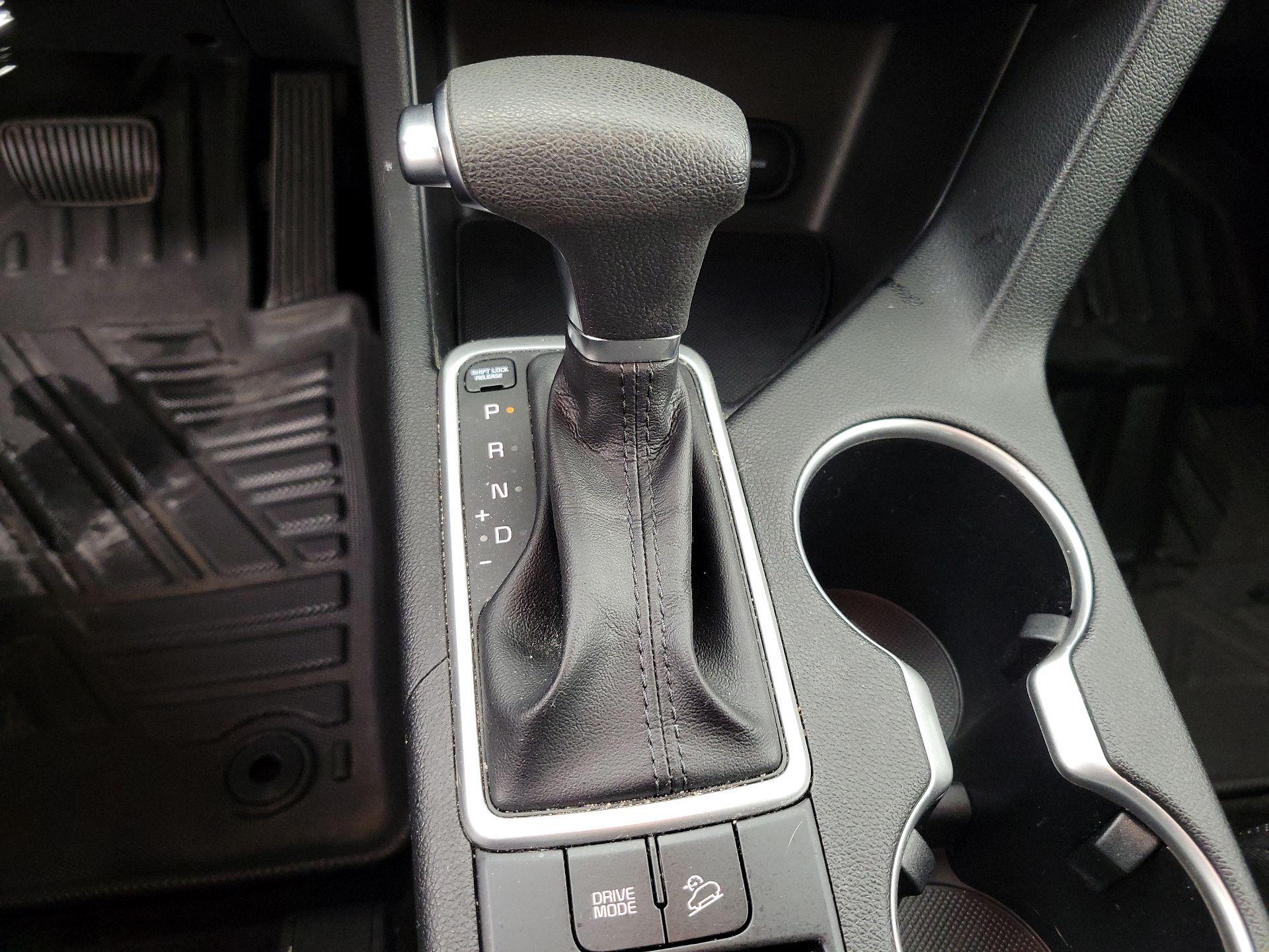 Thumbnail: 2022 Kia Sportage - 17