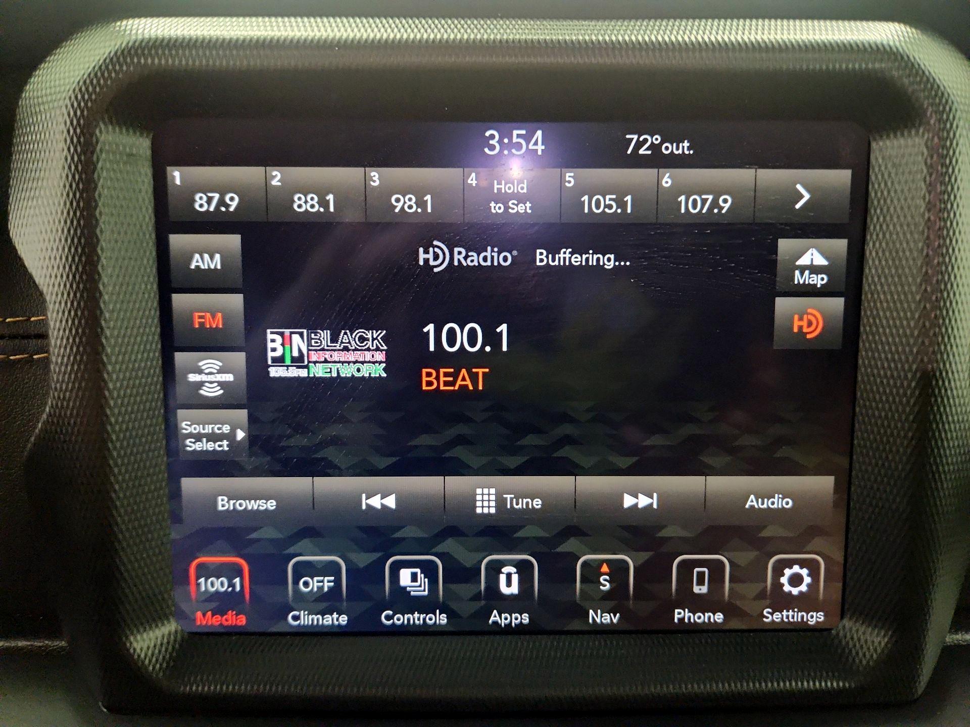 Thumbnail: 2022 Jeep Gladiator - 16