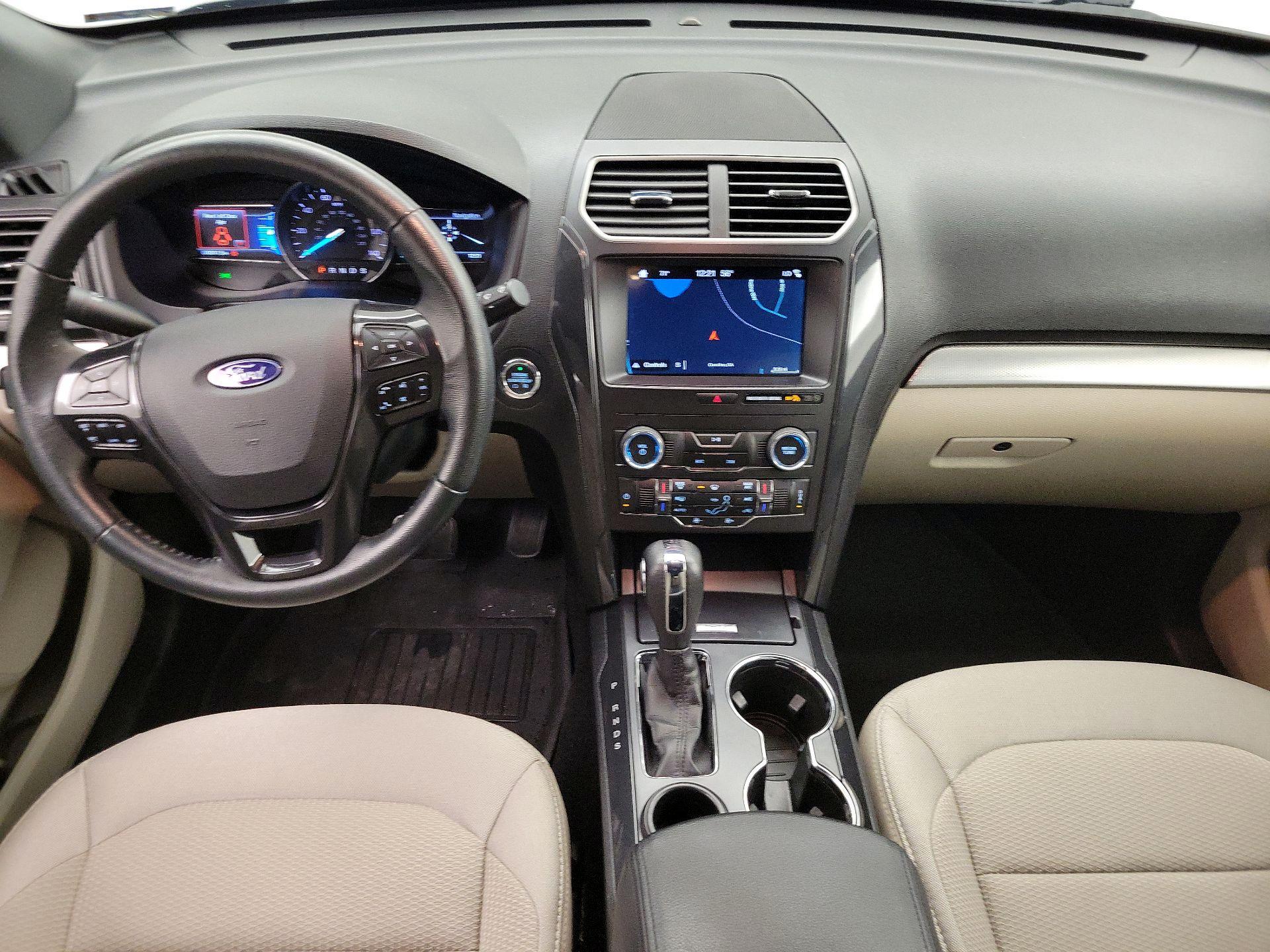 Thumbnail: 2019 Ford Explorer - 9