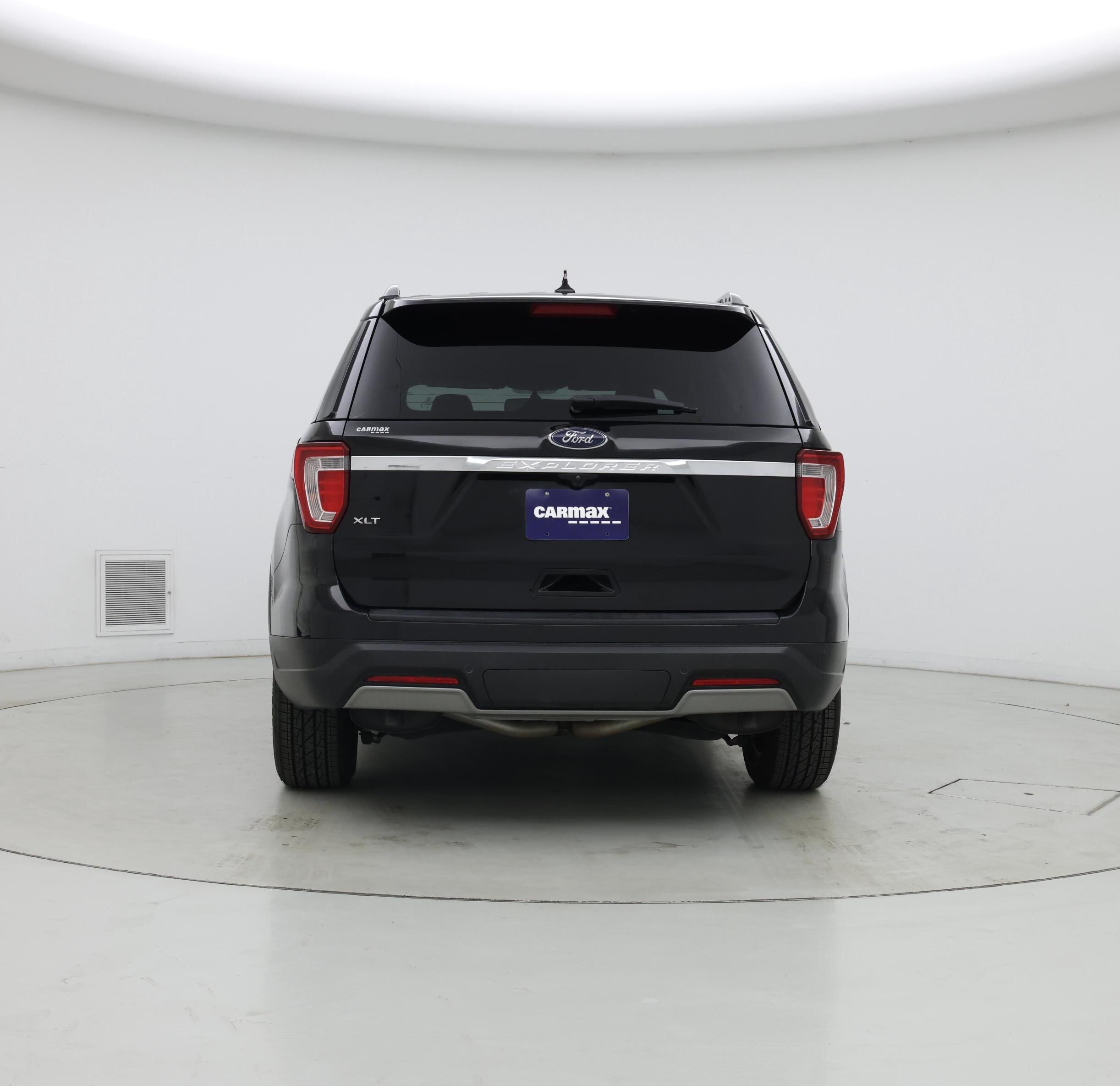 Thumbnail: 2019 Ford Explorer - 6