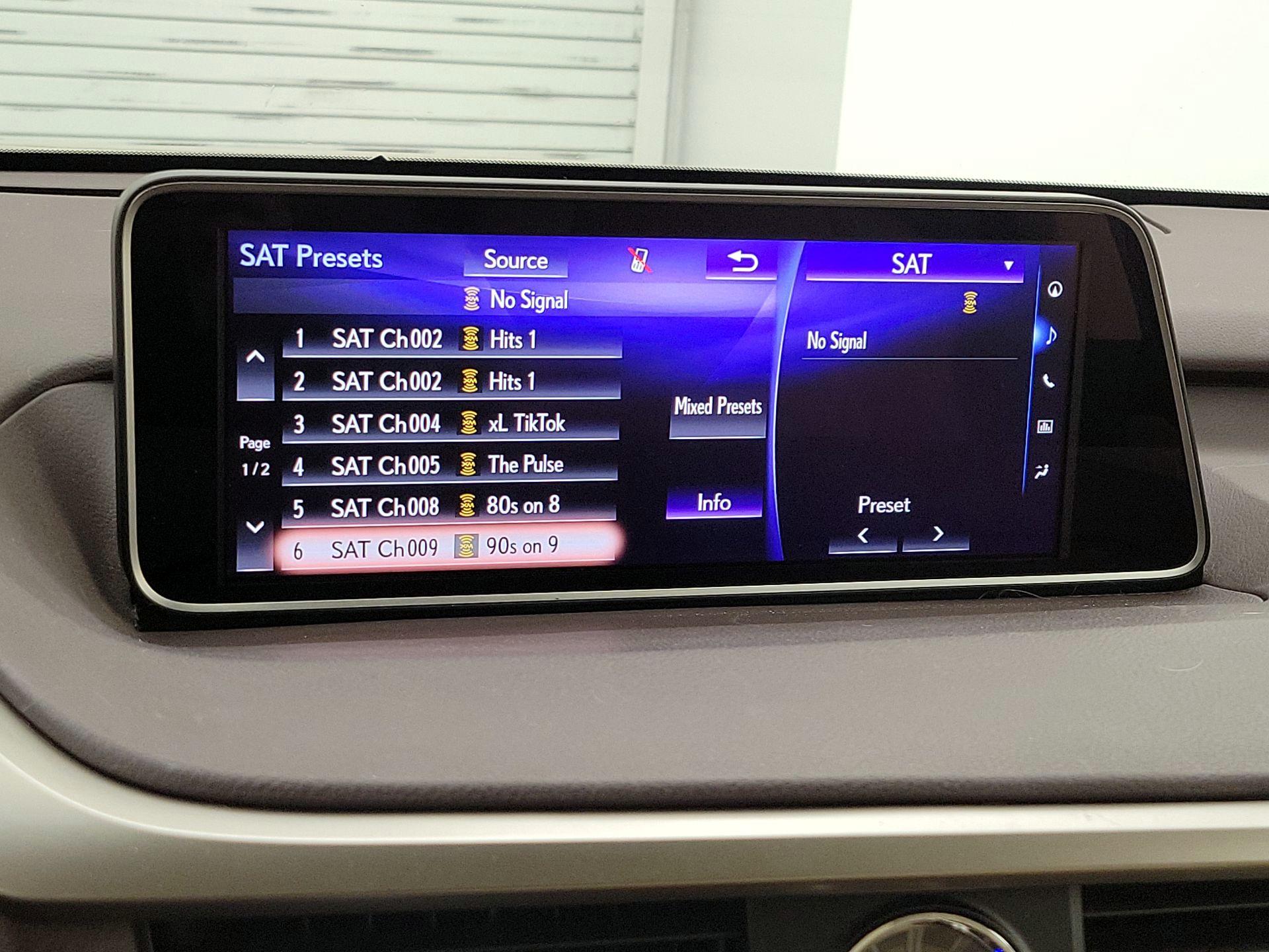 Thumbnail: 2019 Lexus RX - 16