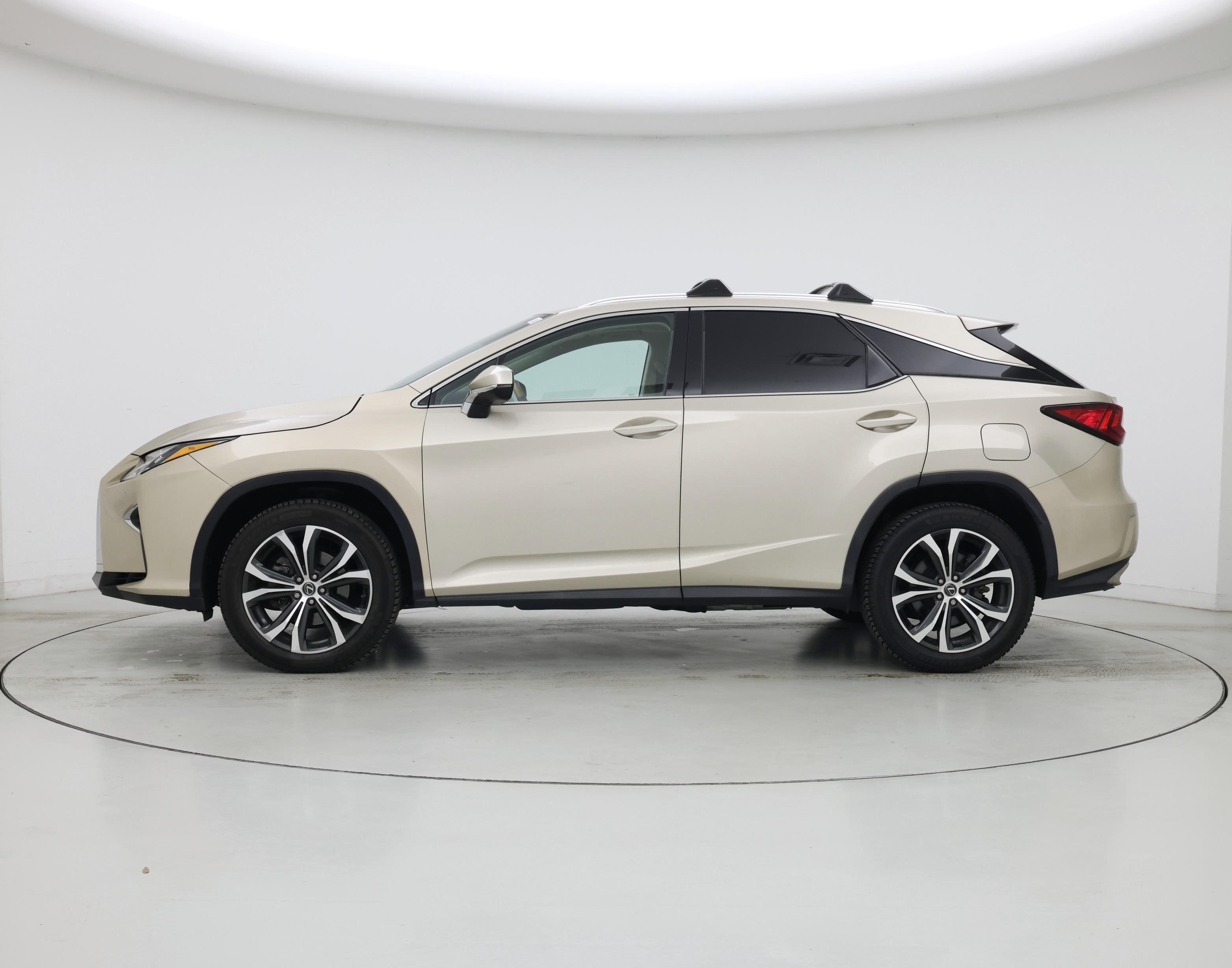 Thumbnail: 2019 Lexus RX - 3