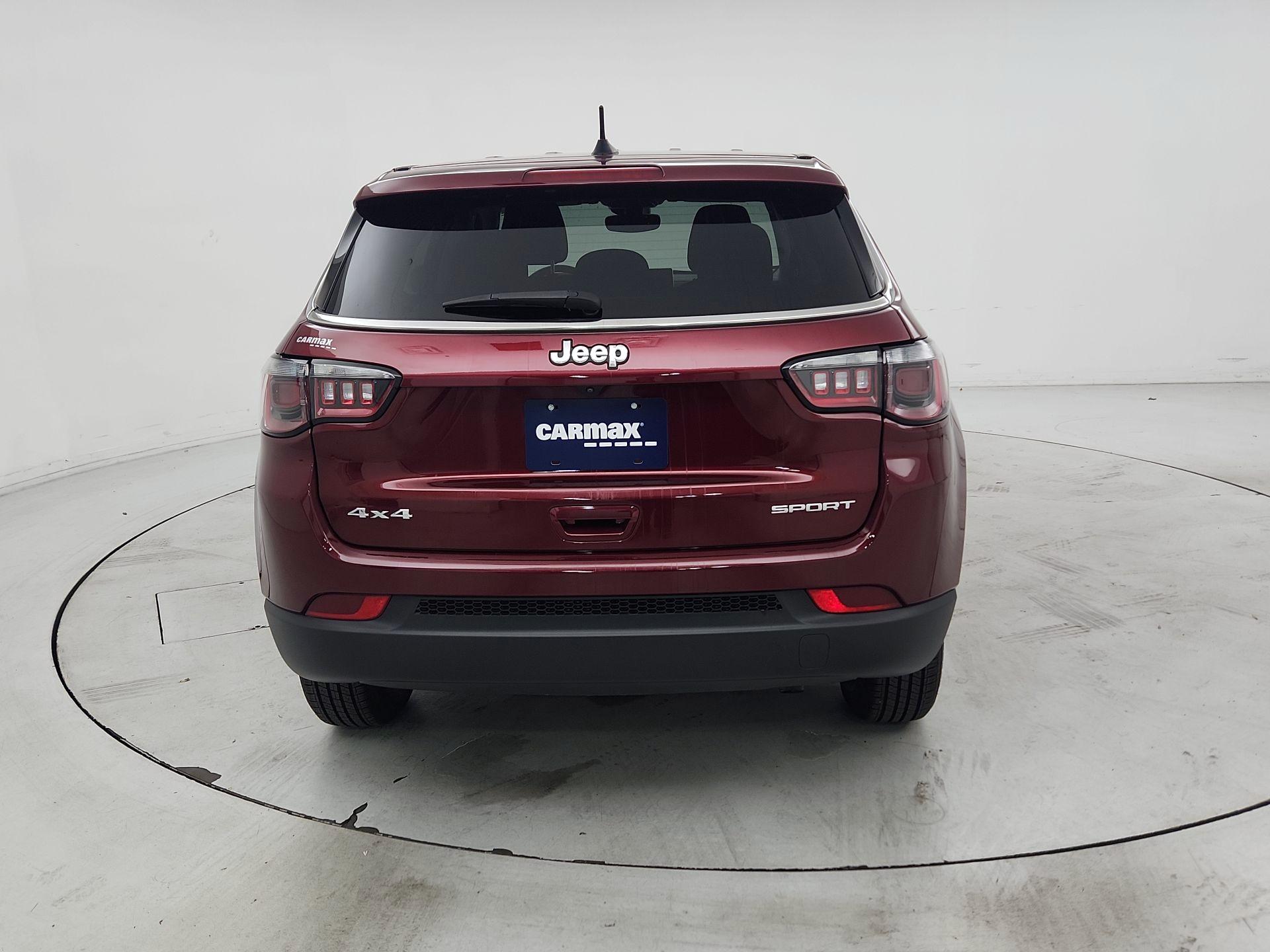 Thumbnail: 2022 Jeep Compass - 6