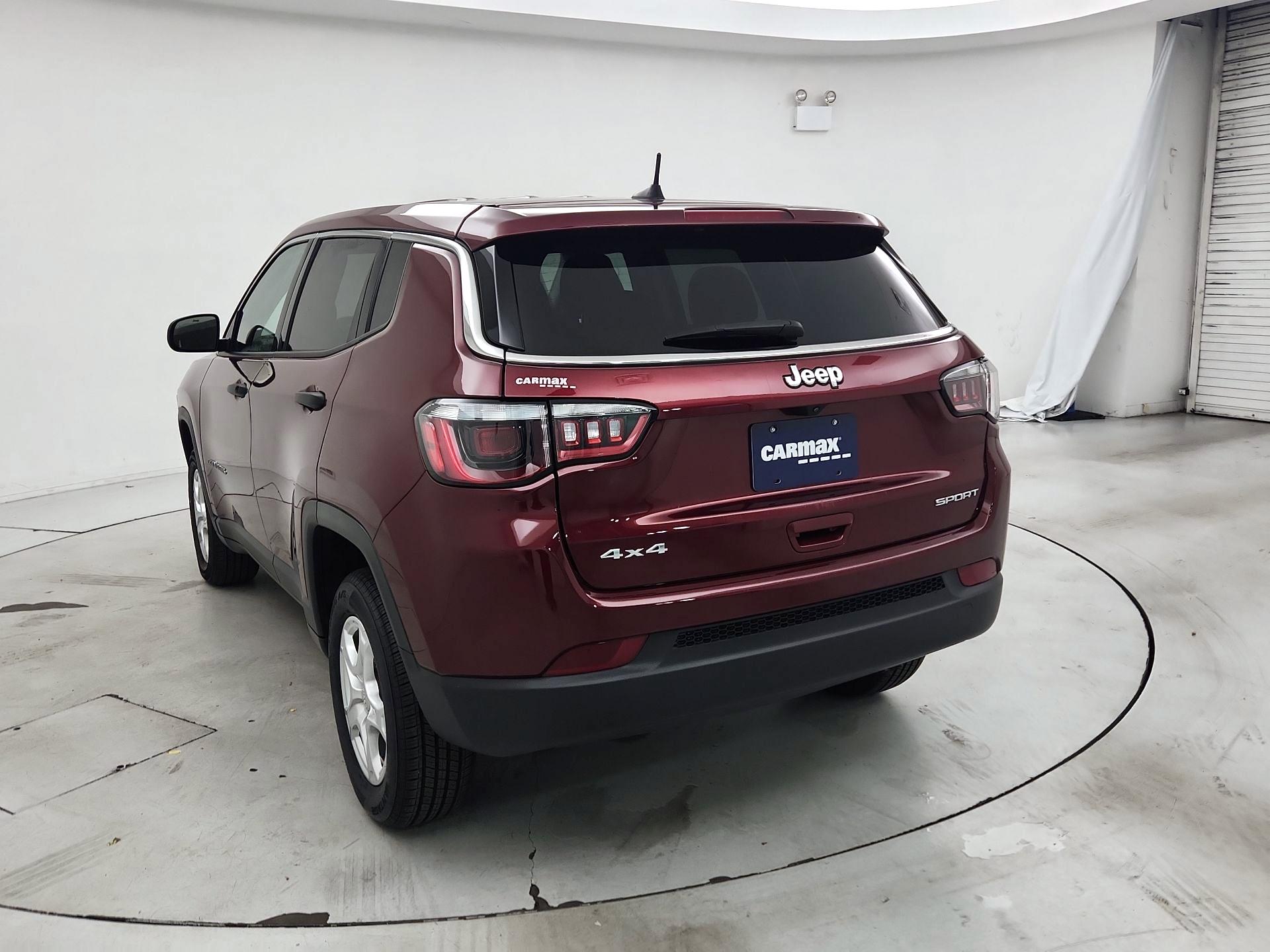 Thumbnail: 2022 Jeep Compass - 7