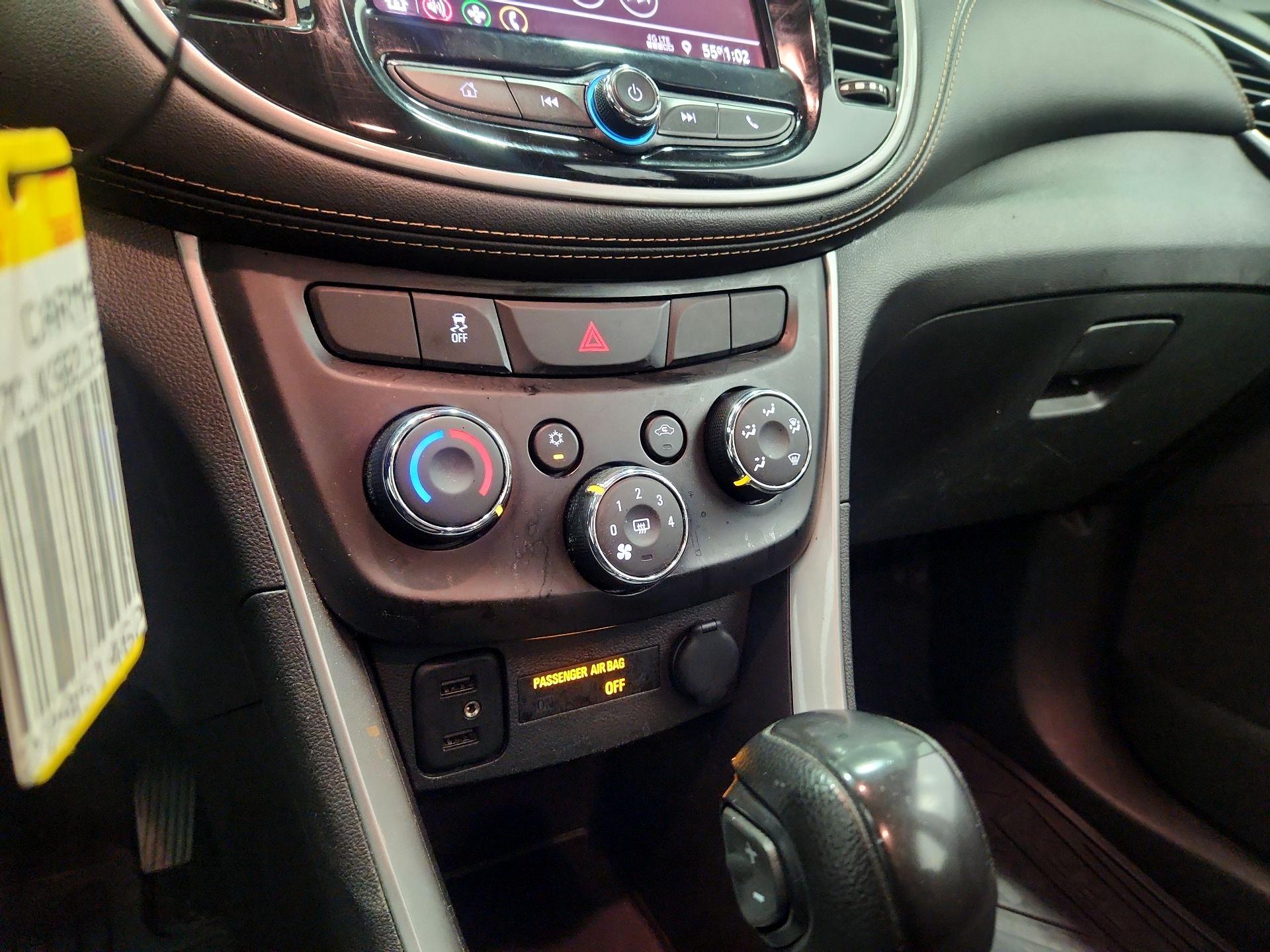 Thumbnail: 2020 Chevrolet Trax - 16